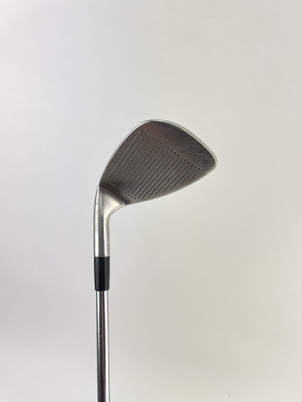 Daiwa Golf Sand Wedge Midsize Hi-Trac Regular Steel /Right /New Mid Grip /1928210