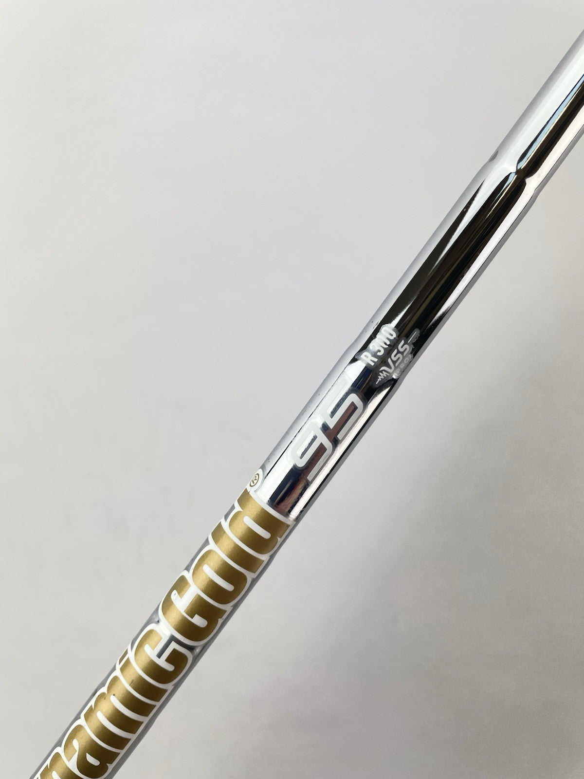 Dynamic Gold 95 Iron Shaft Vss Pro Regular Flex Steel 35.25 /0.355 /244615