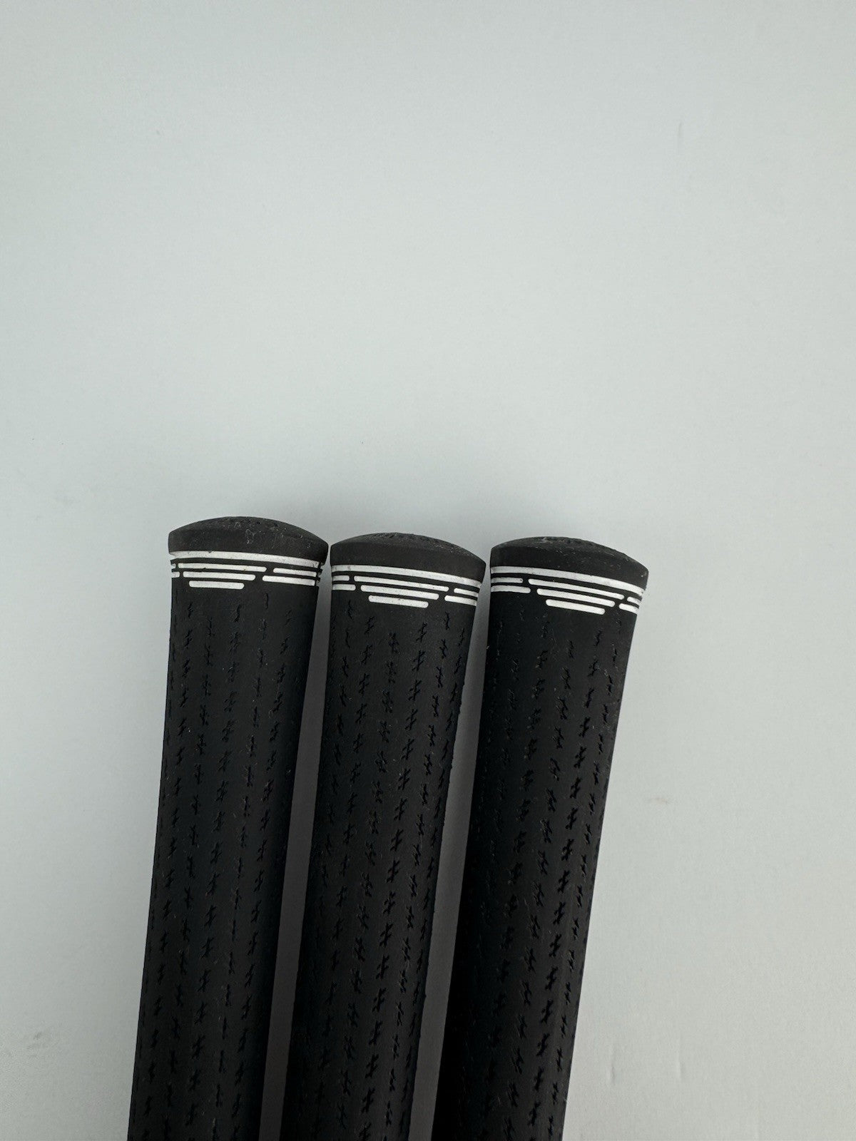 Lamkin Crossline Ladies Golf Grips (3) 360 Undersize /Black /Pulled /339553