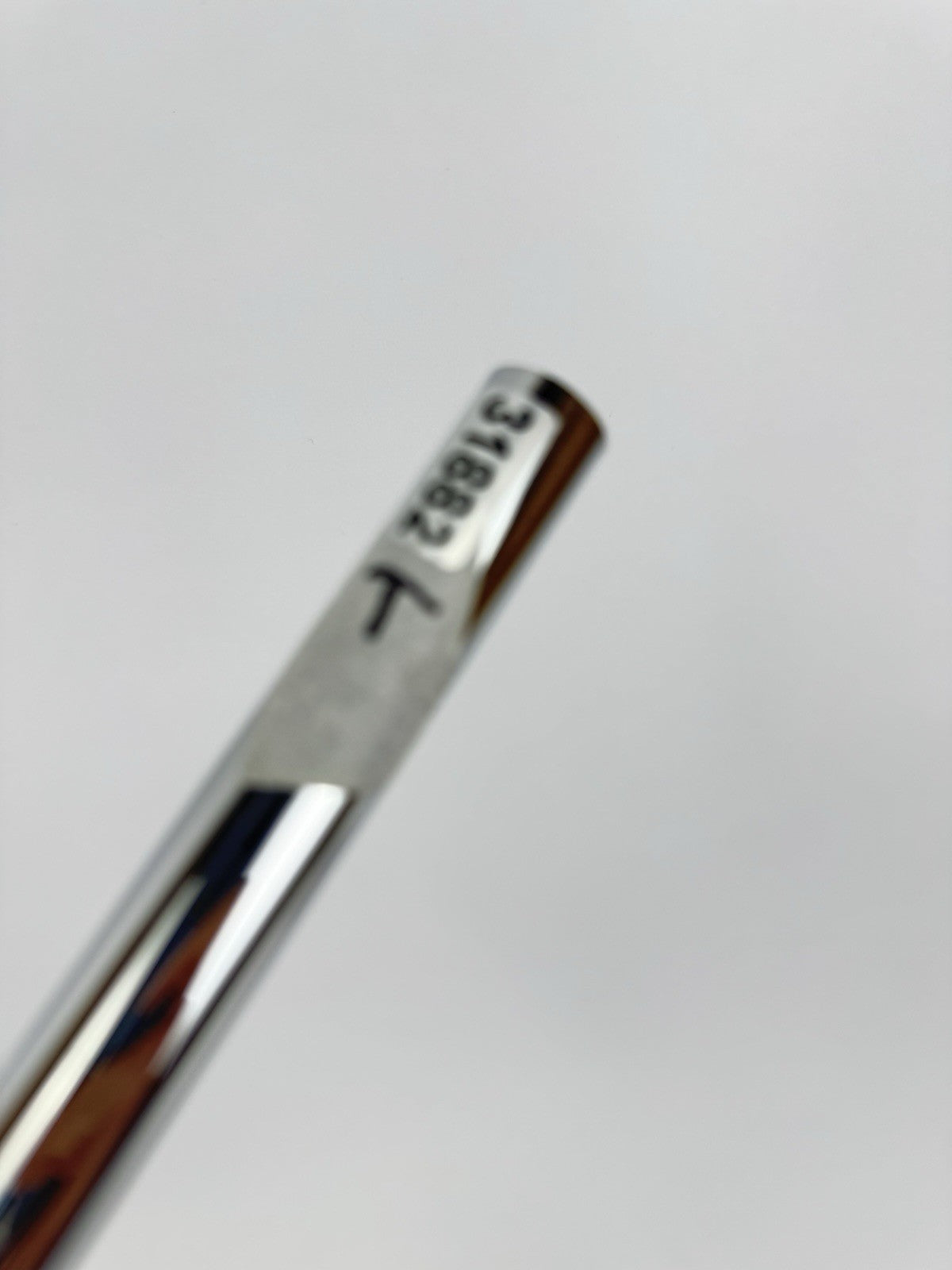 Dynamic Gold AMT Iron Shaft R300 Regular Flex Steel 35.5 /0.355 Tapered /3188212