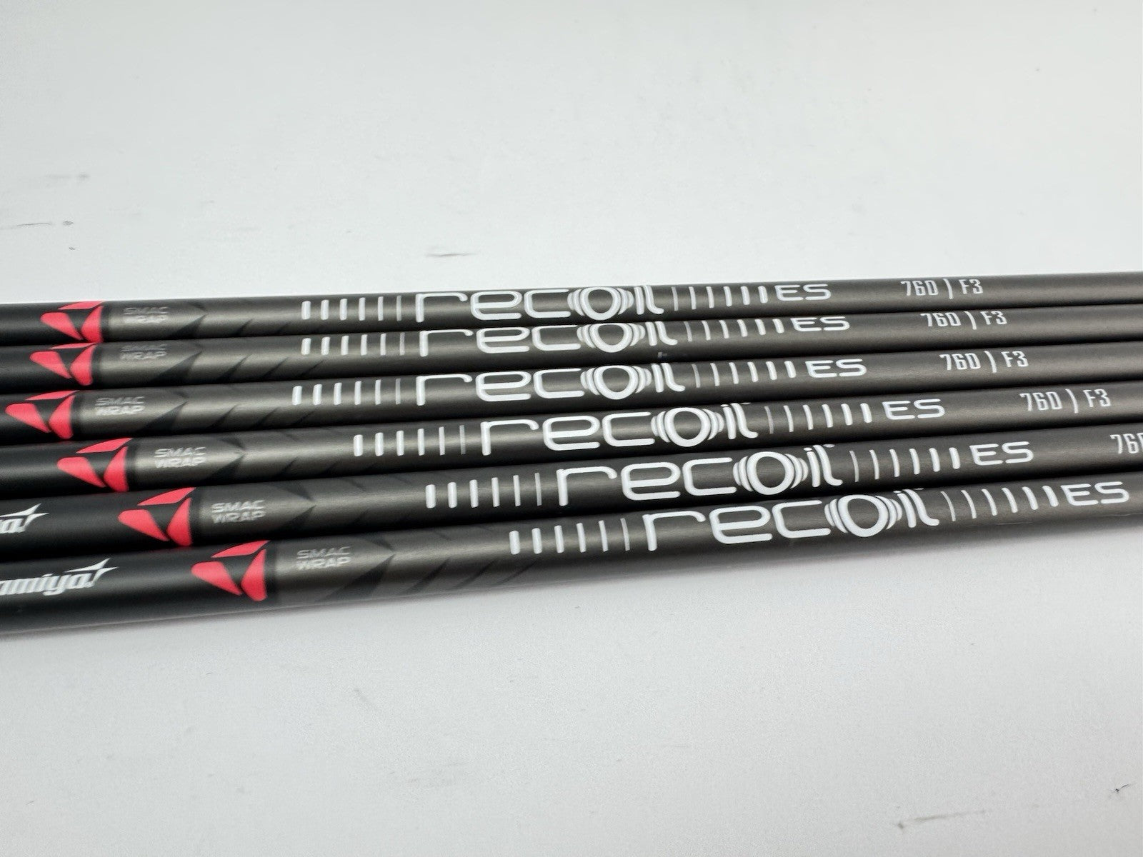 UST Recoil Iron Shaft Set (6) 760 ES F3 Regular Graphite 0.355 Tapered /285532