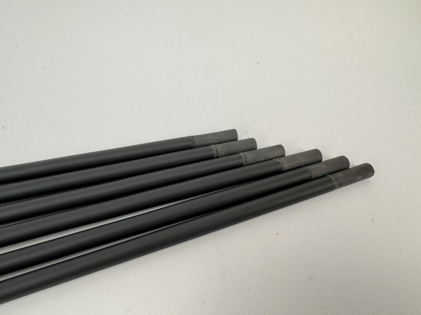 Fujikura Pro Iron Shaft Set (6) 5-PW Senior Graphite 0.355 Tapered /Mid Grips7