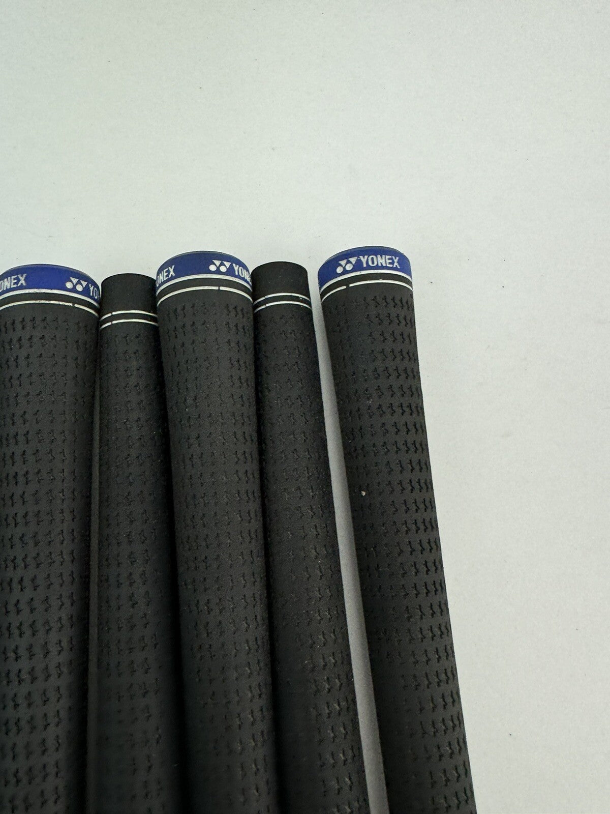 Yonex Golf Grips Set (7) Mens Standard /Black/Blue /Pulled /188755