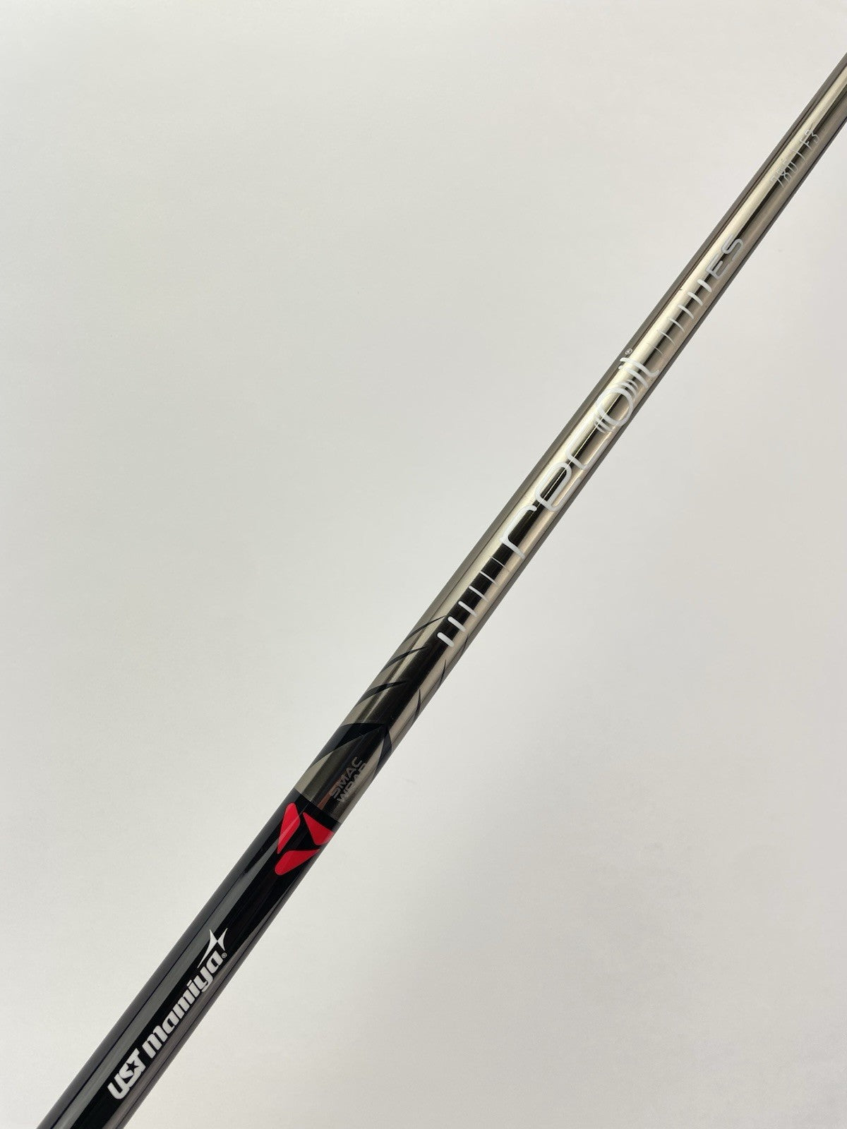 UST Recoil Iron Shaft ES 780 Regular Flex Graphite 35.5” /0.355 Tapered /300180