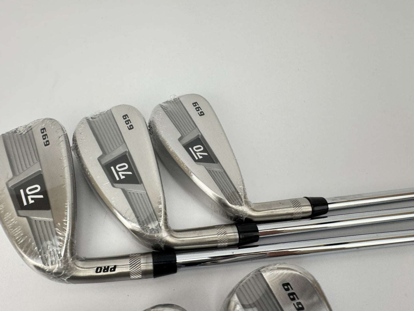 Sub70 699 Irons V2 5-PW Left Handed Elevate MPH 85 Regular Steel /New /344751