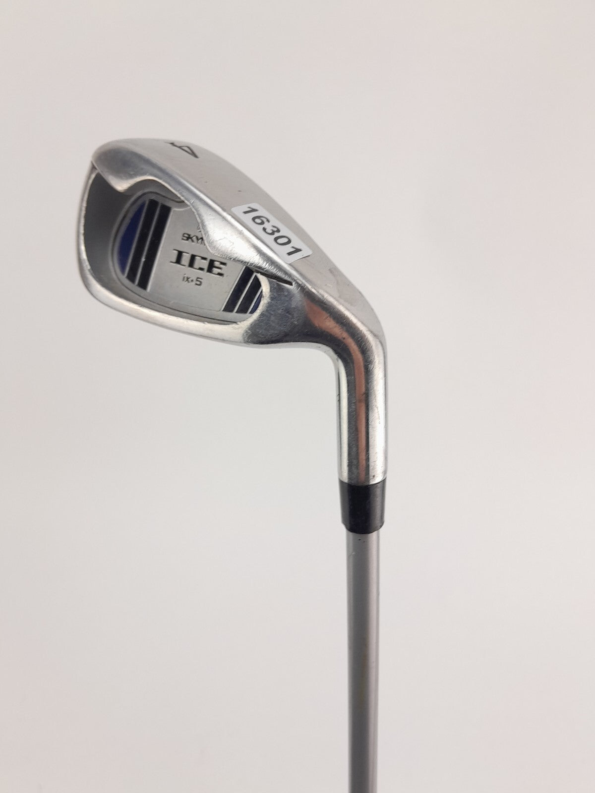 Ladies 4 Iron Skymax Ice ix-5 Ladies Graphite /Right Handed /New Grip /1630117