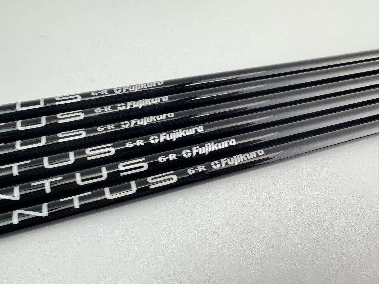 Fujikura Ventus Iron Shaft Set (6) Red 6-R Regular Graphite 0.370 Parallel/245634