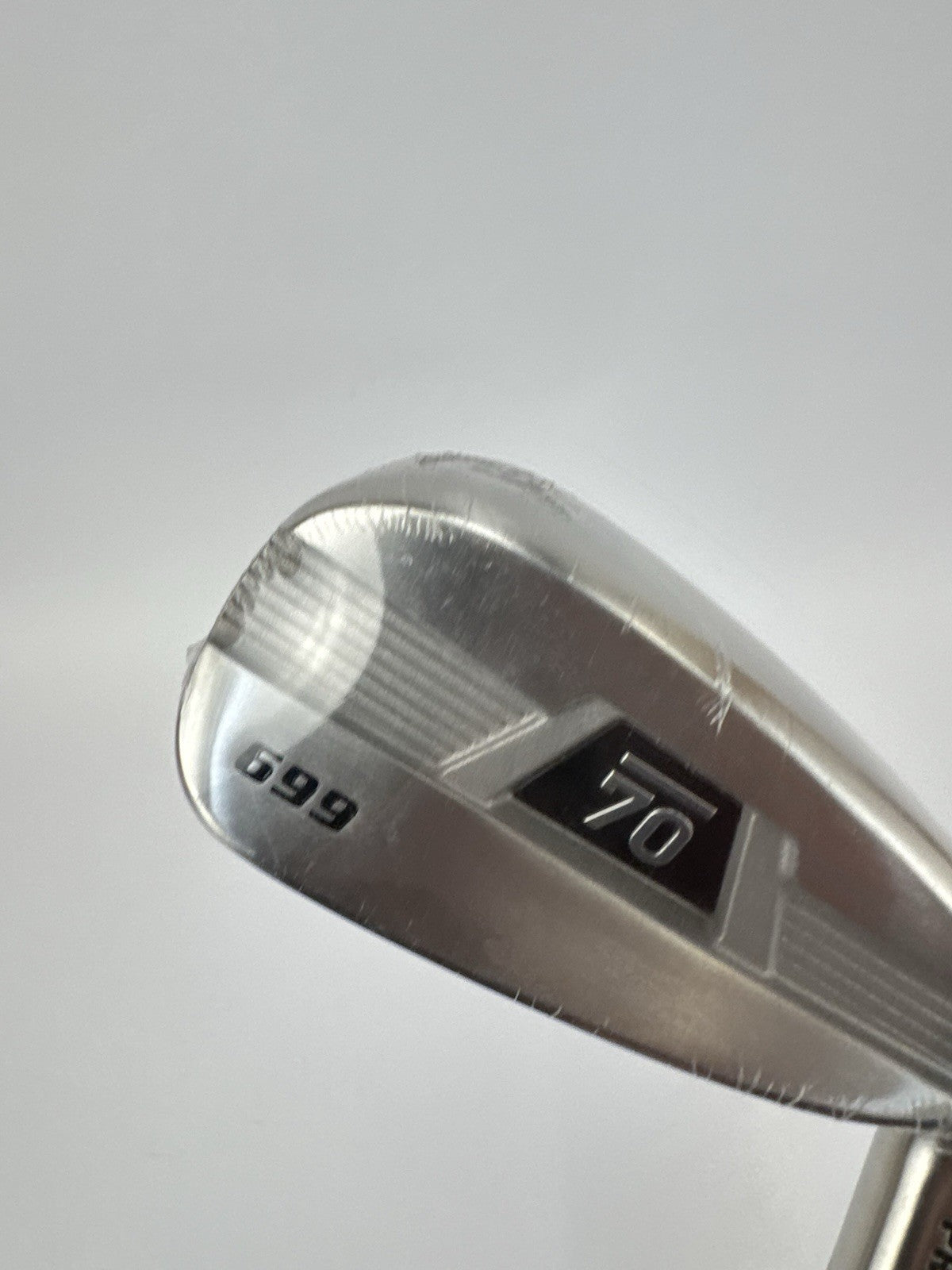 Sub 70 4 Iron Utilty 22* 699 Pro Aldila Rogue Regular Graphite /Right/New /340945