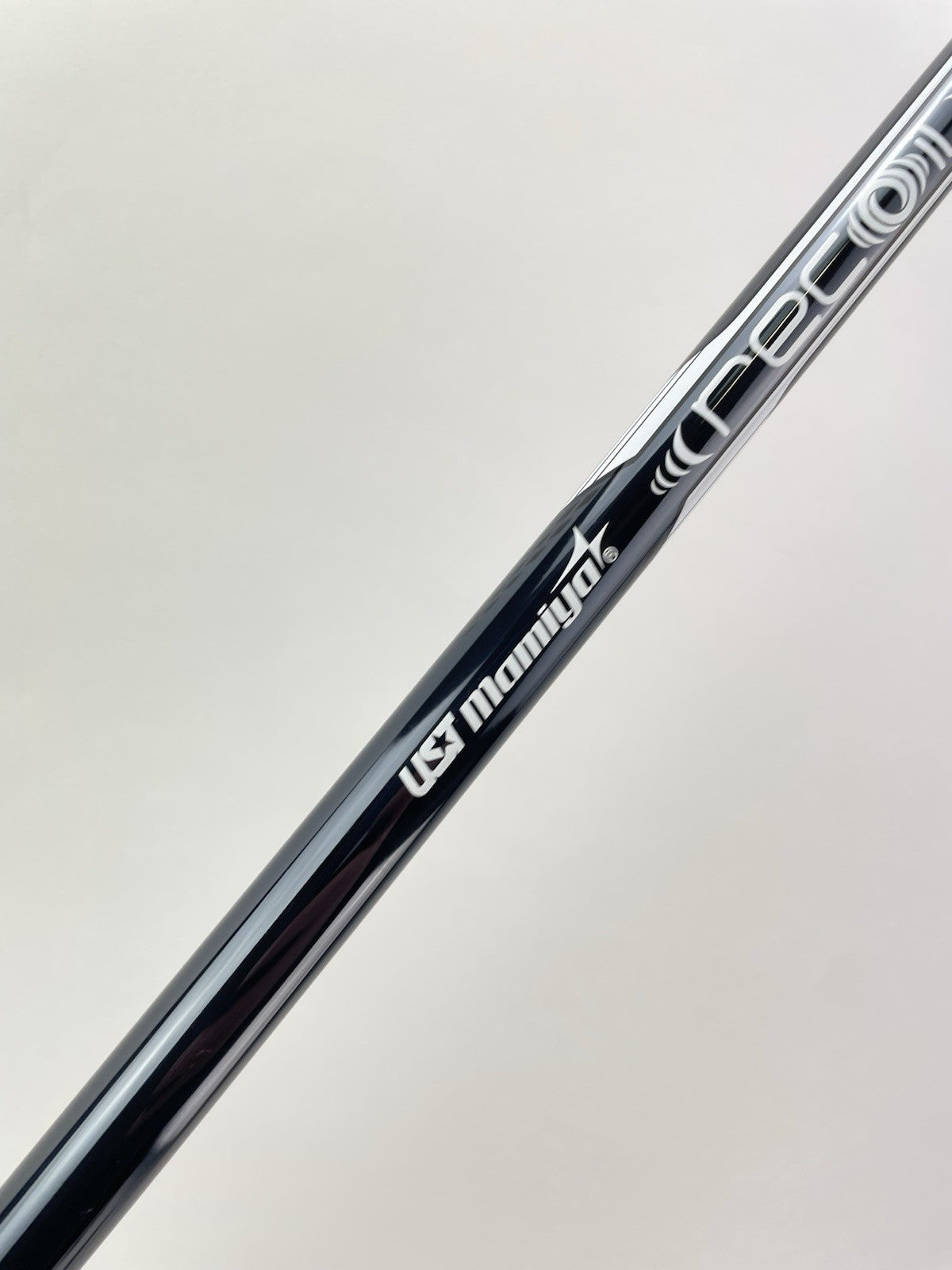 UST Recoil Dart Iron Shaft 75 Stiff Flex Graphite 35.5” /0.355 Tapered /294612