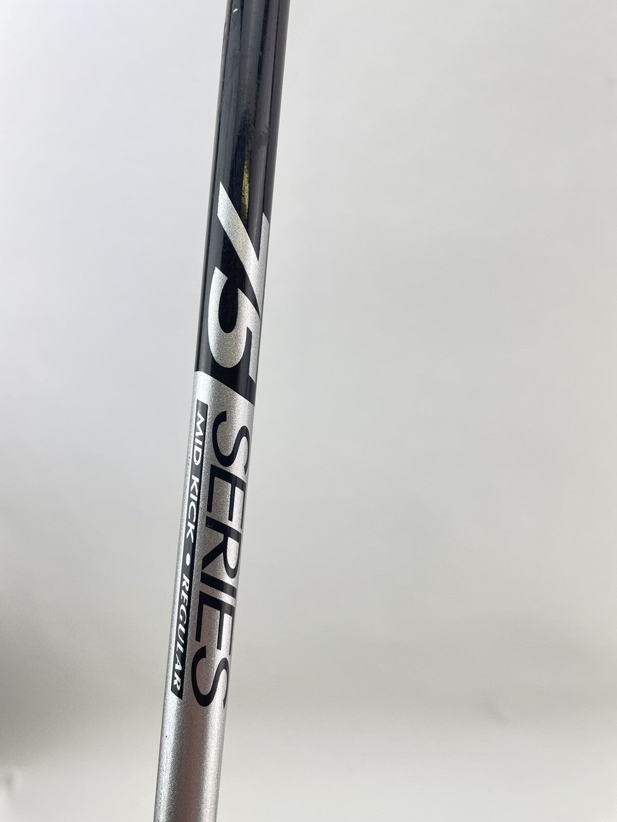 Radar Golf 4 Iron Regular Flex Graphite/Right Handed /New Grip /2105012