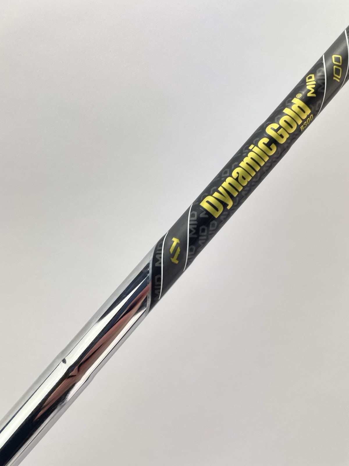 Dynamic Gold Mid 100 Iron Shaft R300 Regular Flex Steel 35.5 /0.355 /286352