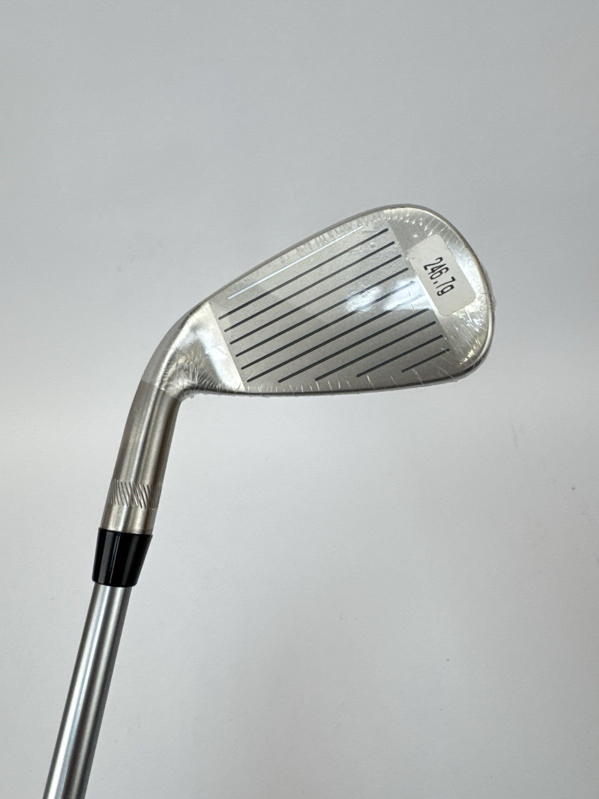 Sub 70 4 Iron Utilty 22* 699 Pro Aldila Rogue Regular Graphite /Right/New /3409310
