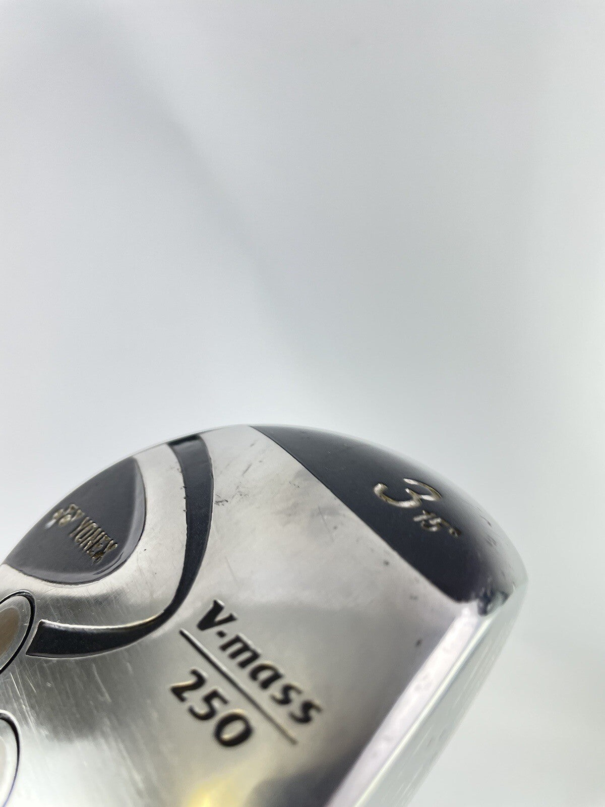 Yonex V-Mass 3 Wood 15* Regular Graphite /Right Handed /Lamkin Grip /75383