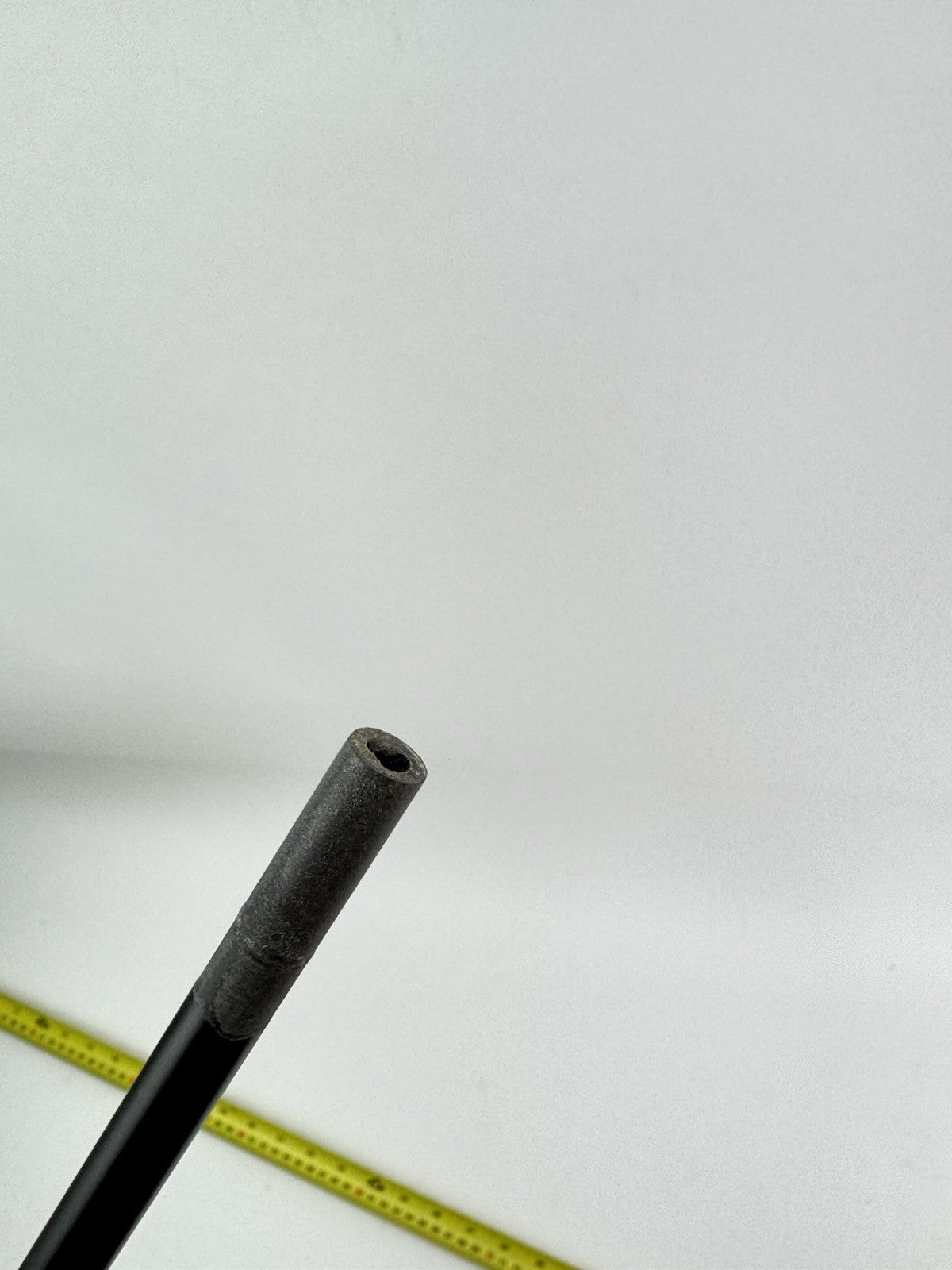 UST Helium Iron Shaft 60I F4 Stiff Flex Graphite 36 /0.355 Tapered /254937