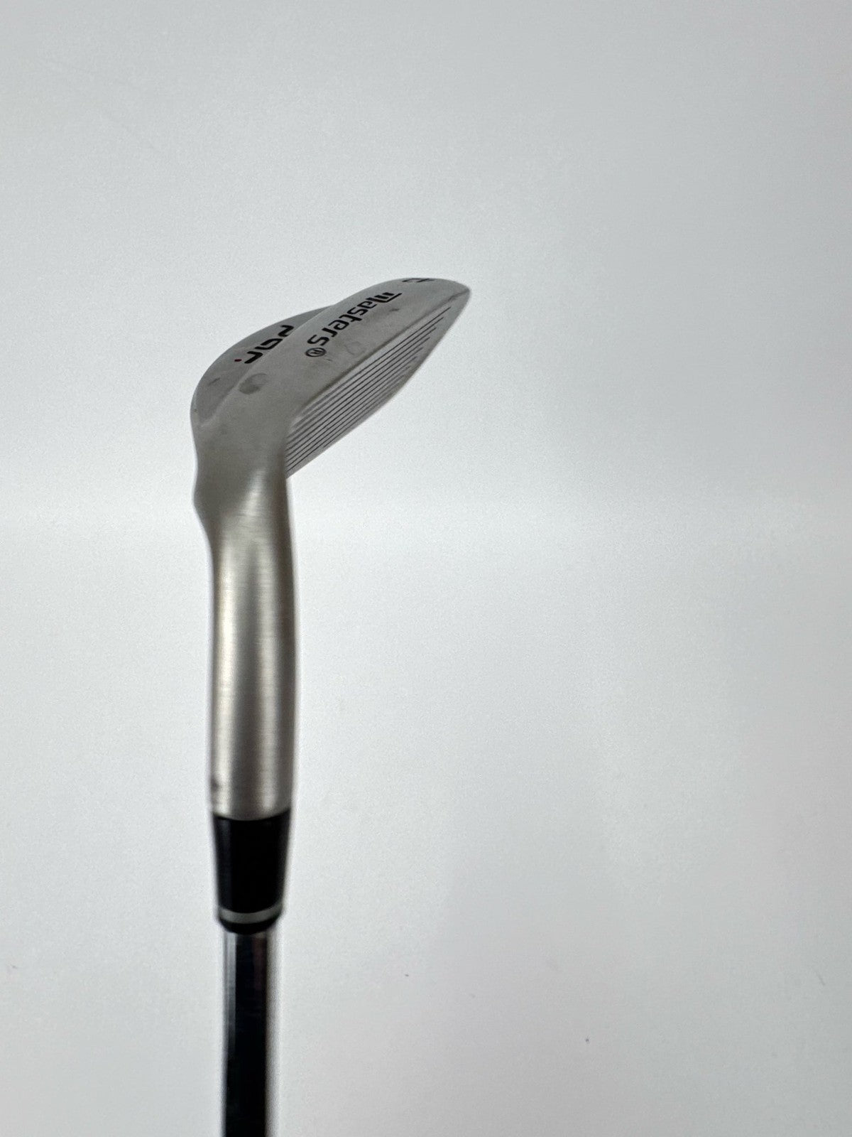 Masters Golf Chipper 42 Degrees Regular Flex Steel Right Handed New Grip/367425