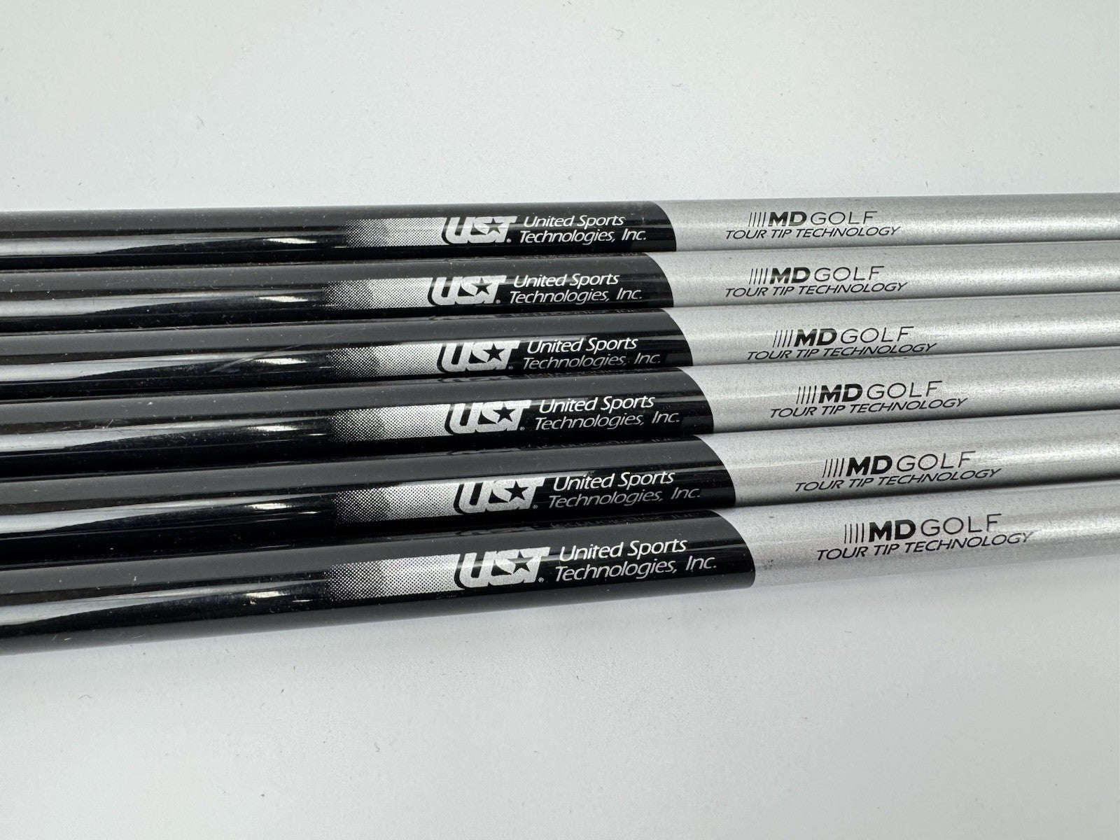 UST Iron Shaft Set (6) 65 Silver Series Stiff Graphite 0.370 Parallel /40”/312335