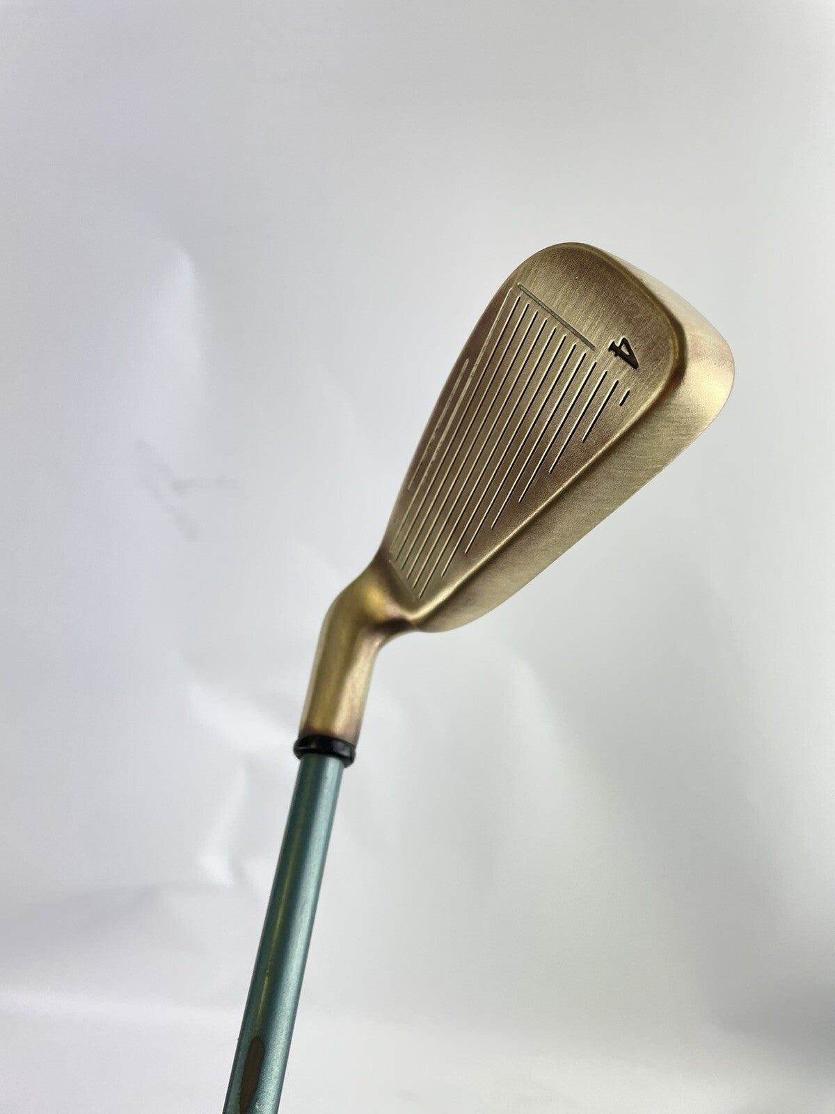 Callaway Big Bertha Gold Ladies 4 Iron Gems Womens Graphite /New Grip /55578