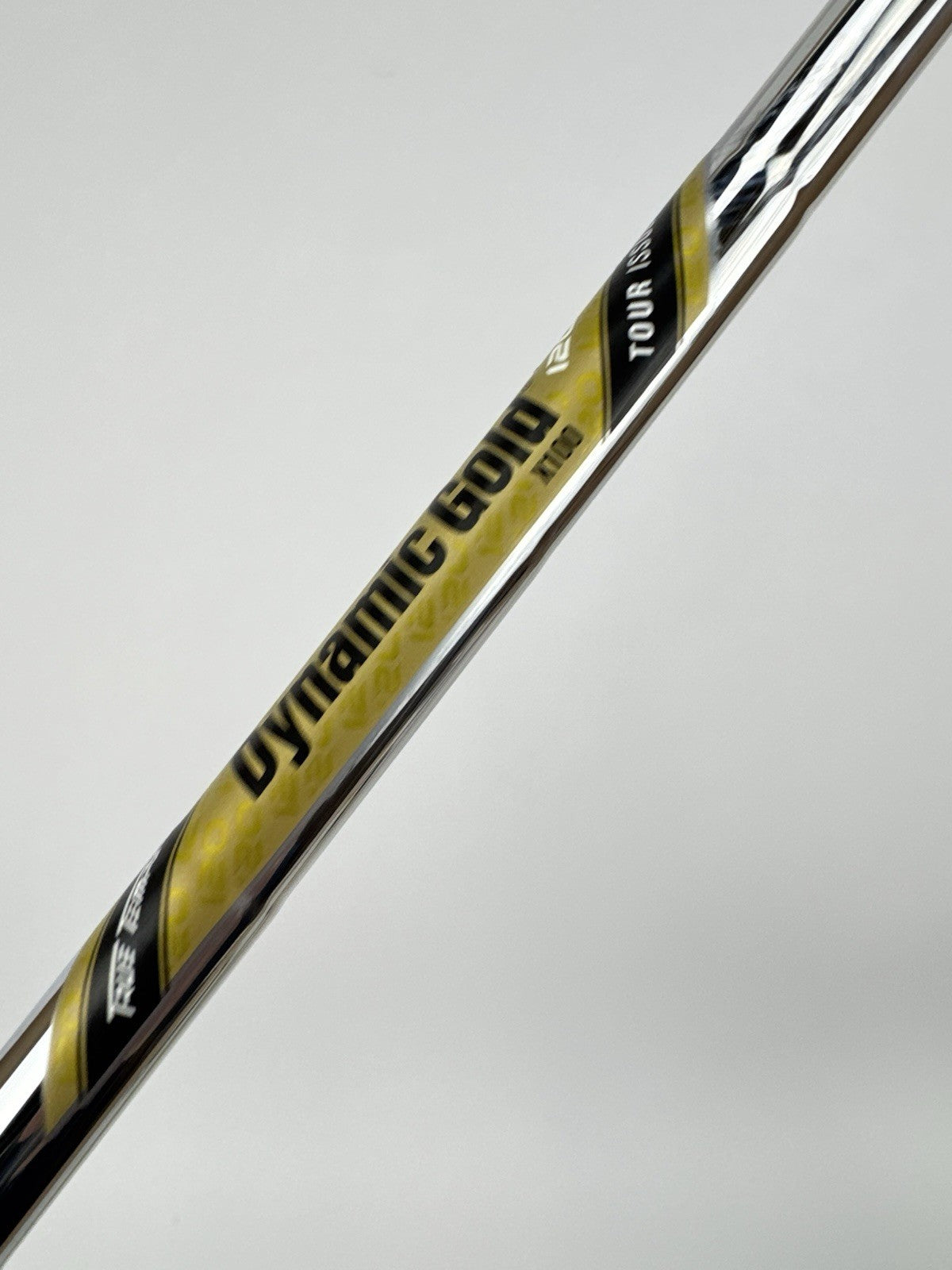 Dynamic Gold X100 Iron Shaft Tour Issue X Flex Steel 35.75”:0.355 Tapered /327675