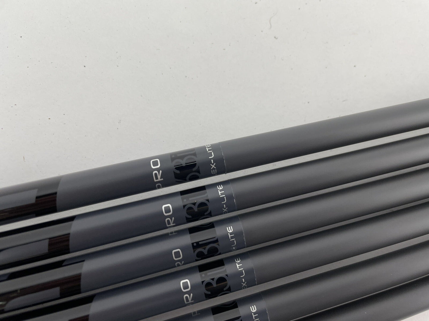 Fujikura Pro 63i Iron Shaft Set (7) Regular Flex Graphite/0.370 Parallel/New8