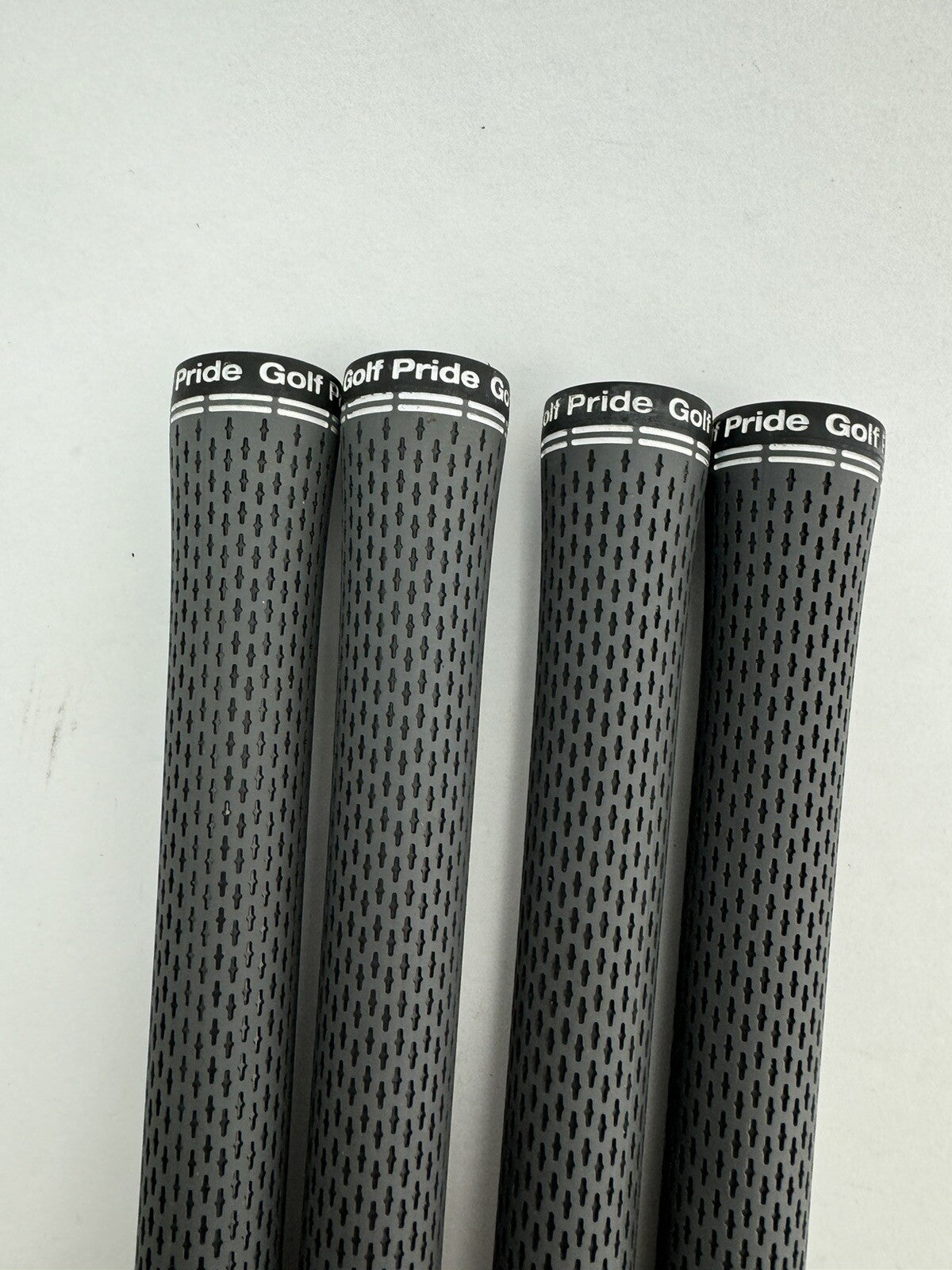 Golf Pride Tour Velvet 360 Taylormade Grips (4) Standard /Grey /Pulled /263931