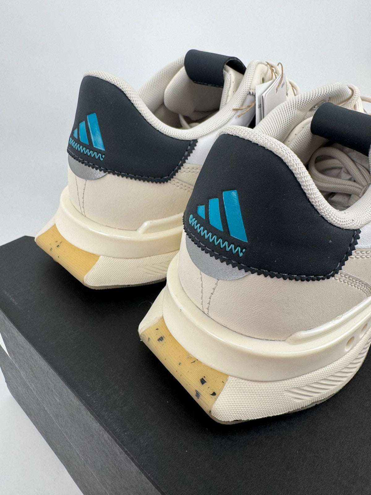 Adidas S2G SL Leather Golf Shoes Men's 7.5 UK White Navy Comfortable Spik/314346