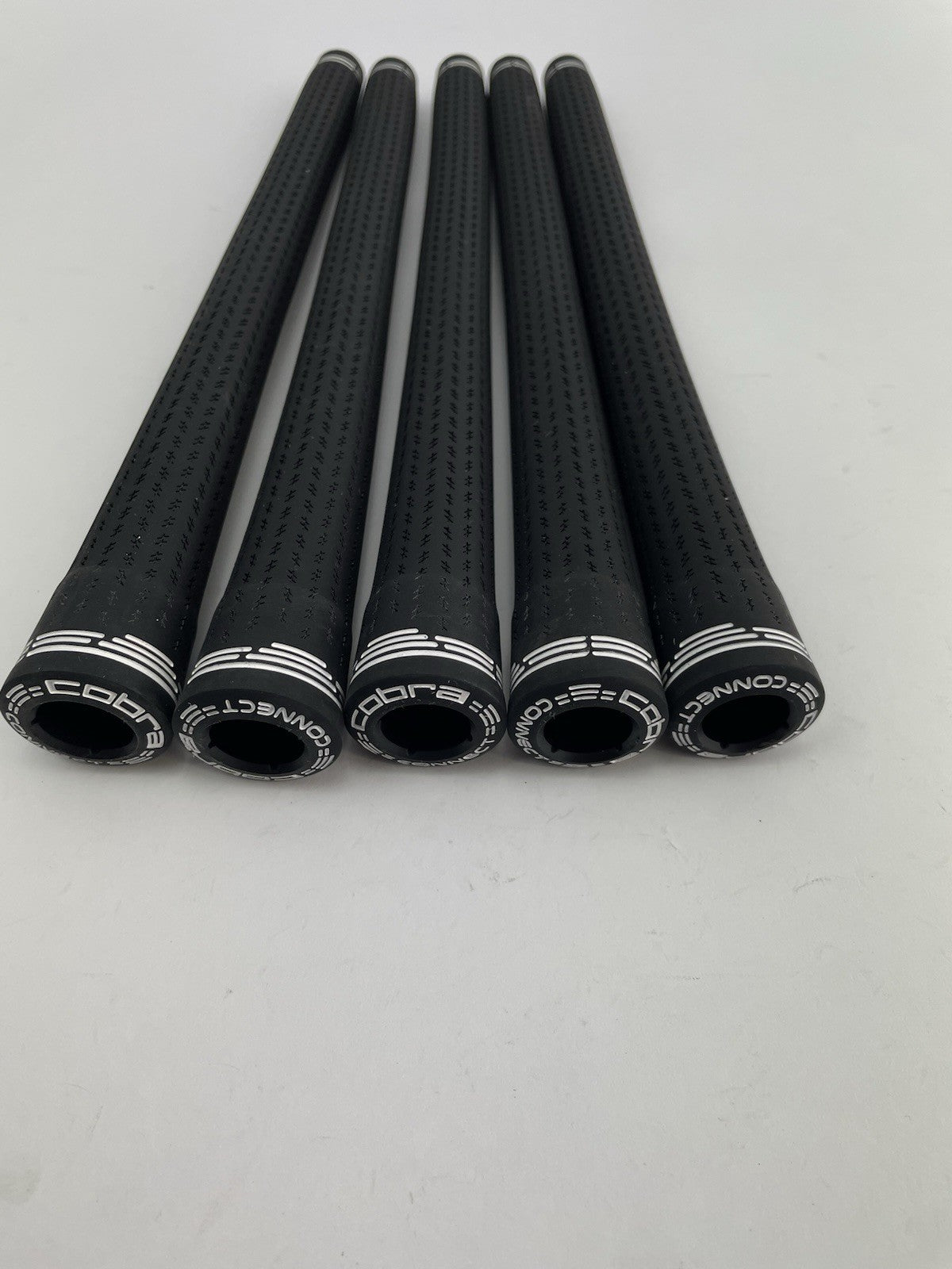 New Lamkin Golf Grips (5) Standard /+58R /Arccos Compatible /Black /White /298708