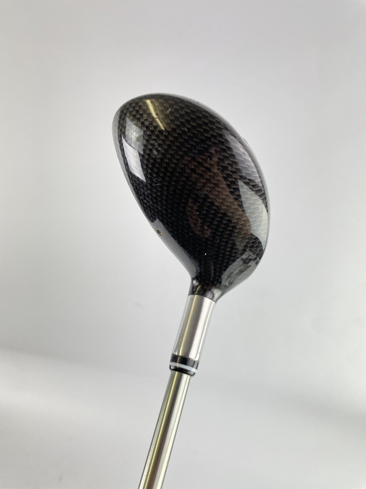 Mens Golf 4 Hybrid 22* Regular Graphite /Carbon Crown /Right /New Grip /1049511