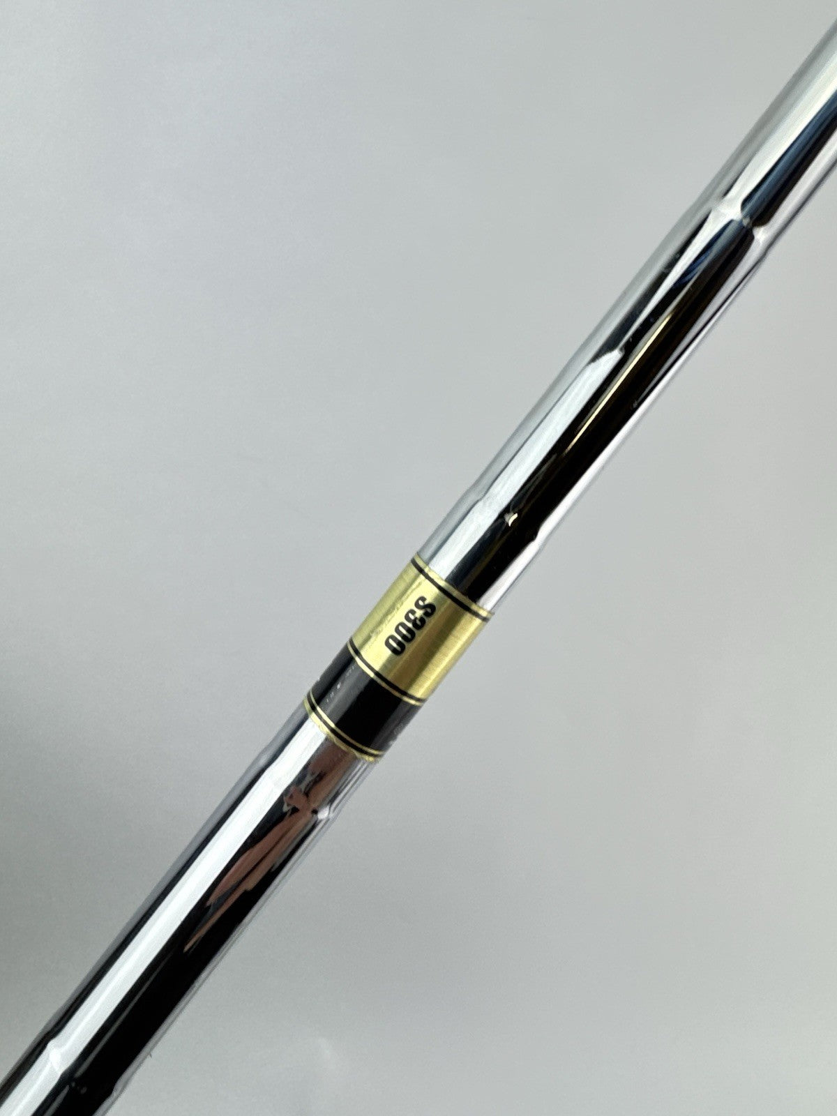 Dynamic Gold S300 Iron Shaft Stiff Flex Steel 35.75” /0.370 Parallel /306145