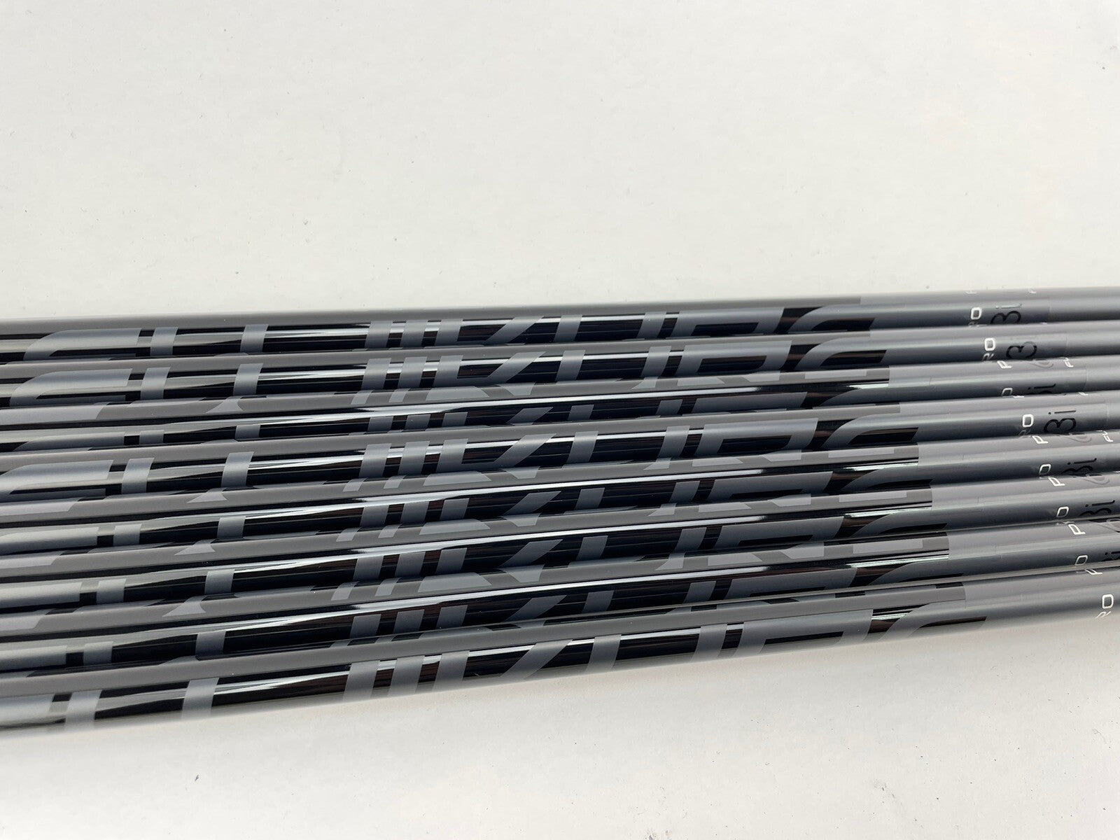 Fujikura Pro 63i Iron Shaft Set (8) Regular Flex Graphite/0.370 Parallel/New0