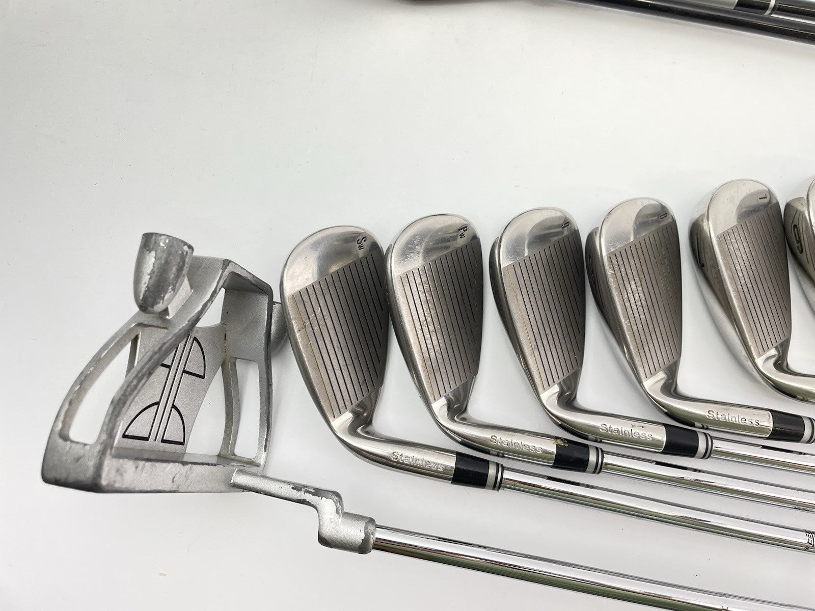 Mens Golf Package Set 12 Clubs Regular Flex /Right /New Grips /Cart Bag /289826