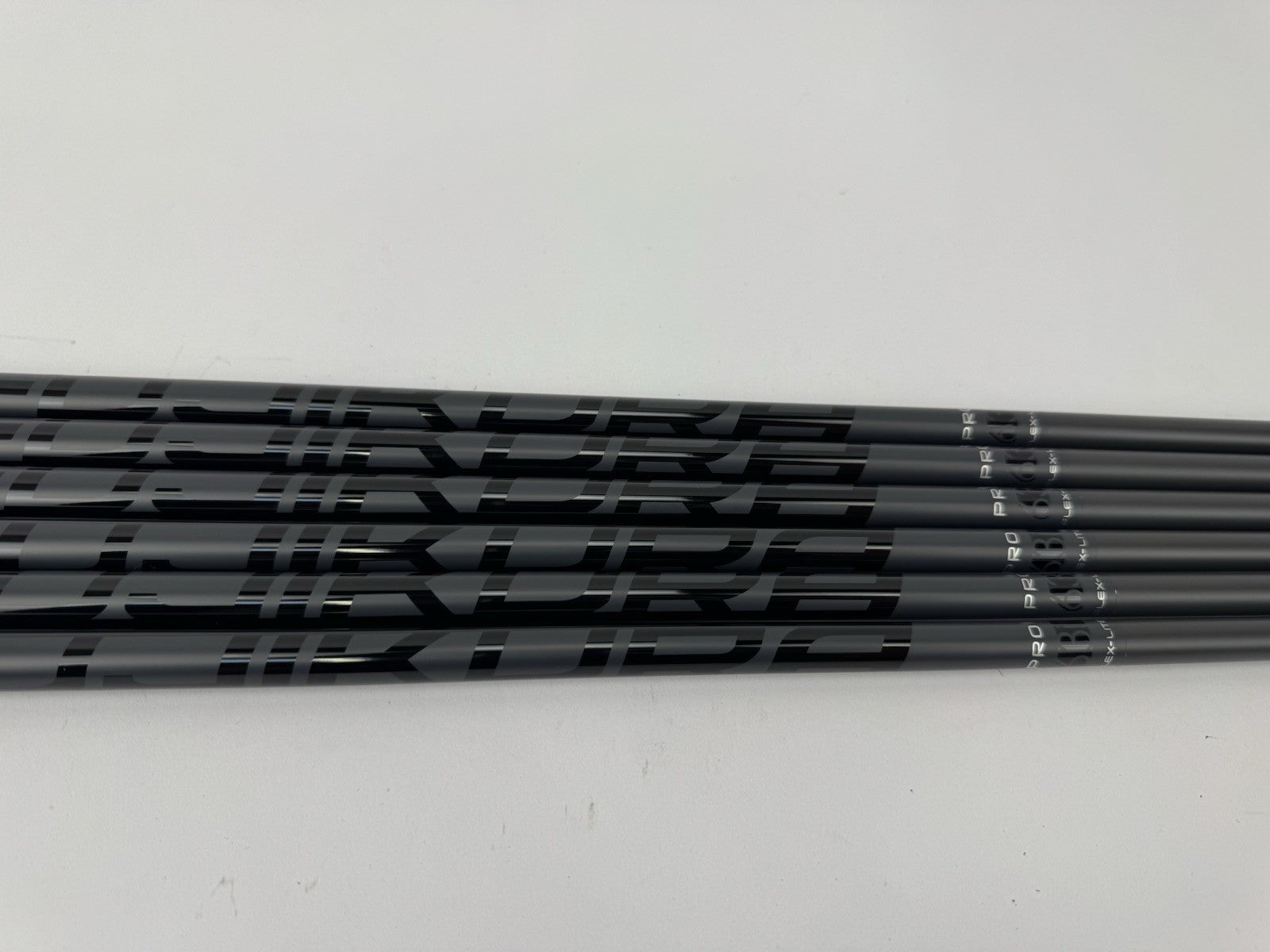 Fujikura Pro 63i Iron Shaft Set (6) Senior Flex Graphite/0.370 Parallel0