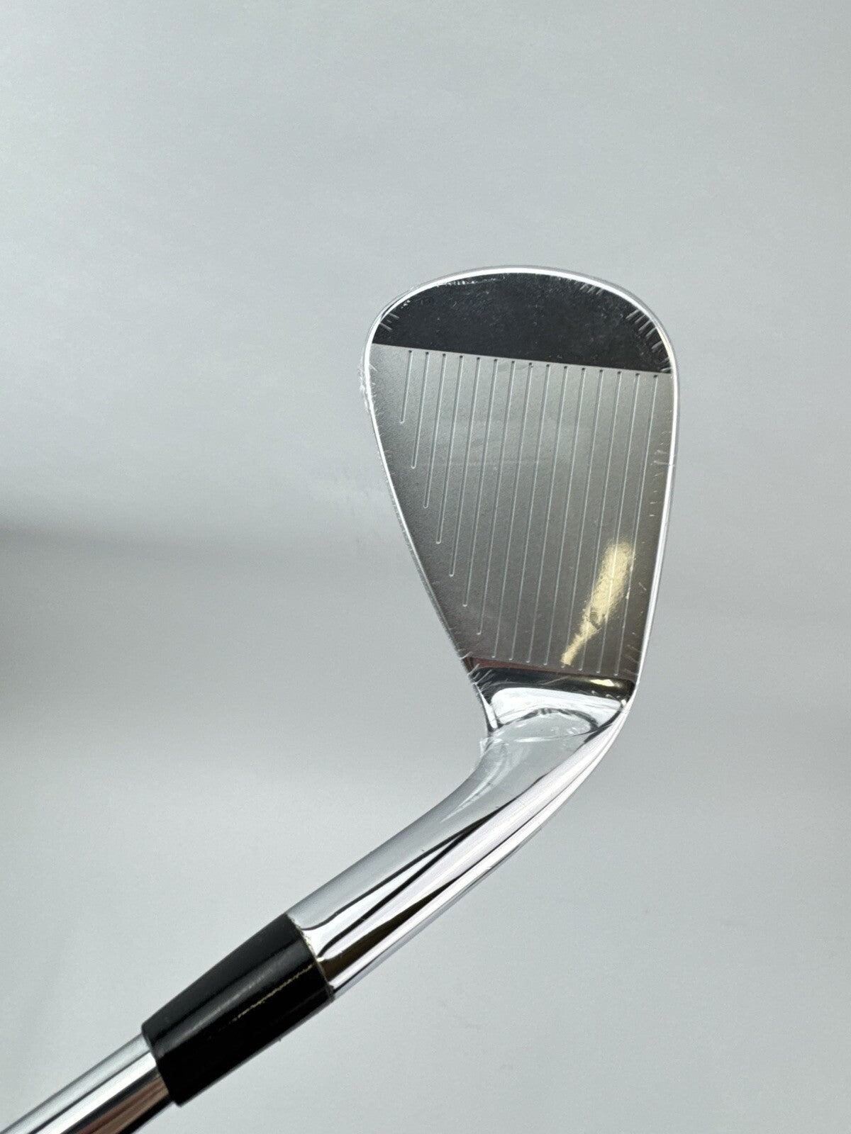 Cobra MIM Tour 9 Iron 41* KBS $-Taper 110 Regular Steel /Left Handed /2236711