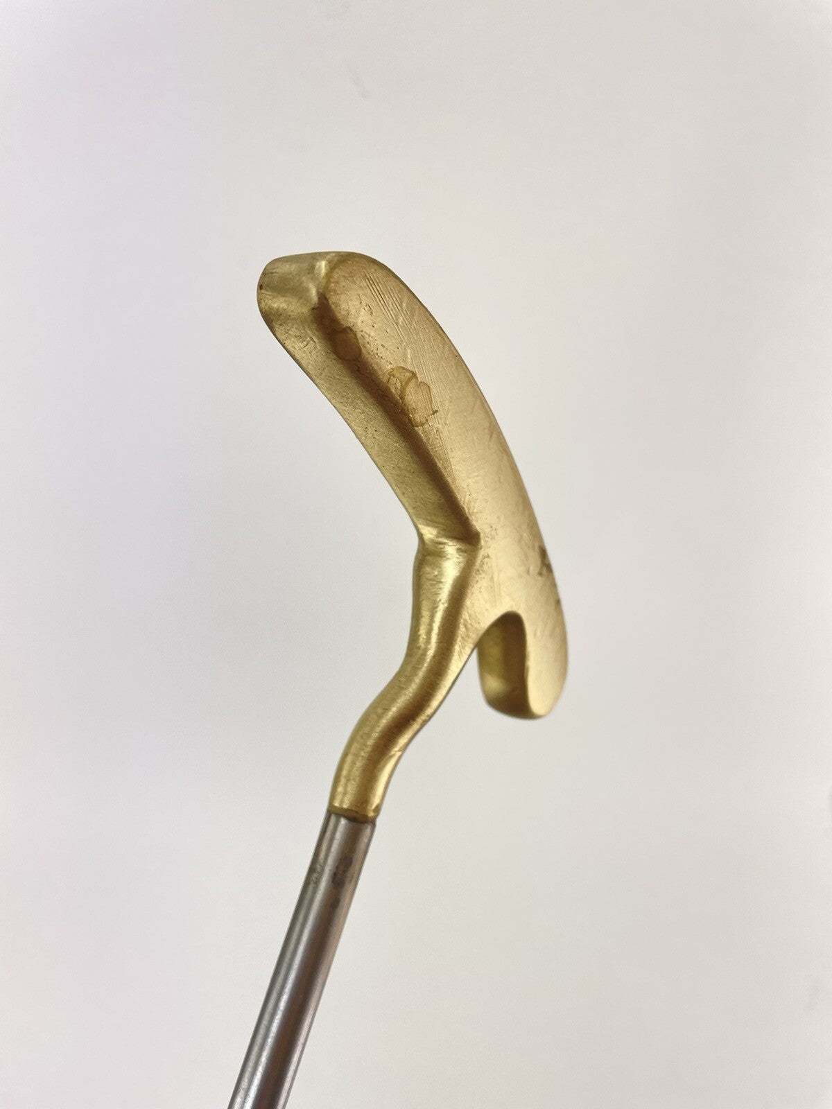Acushnet Bulls Eye Putter Brass 34” Right Handed /Offset /New Grip /165419