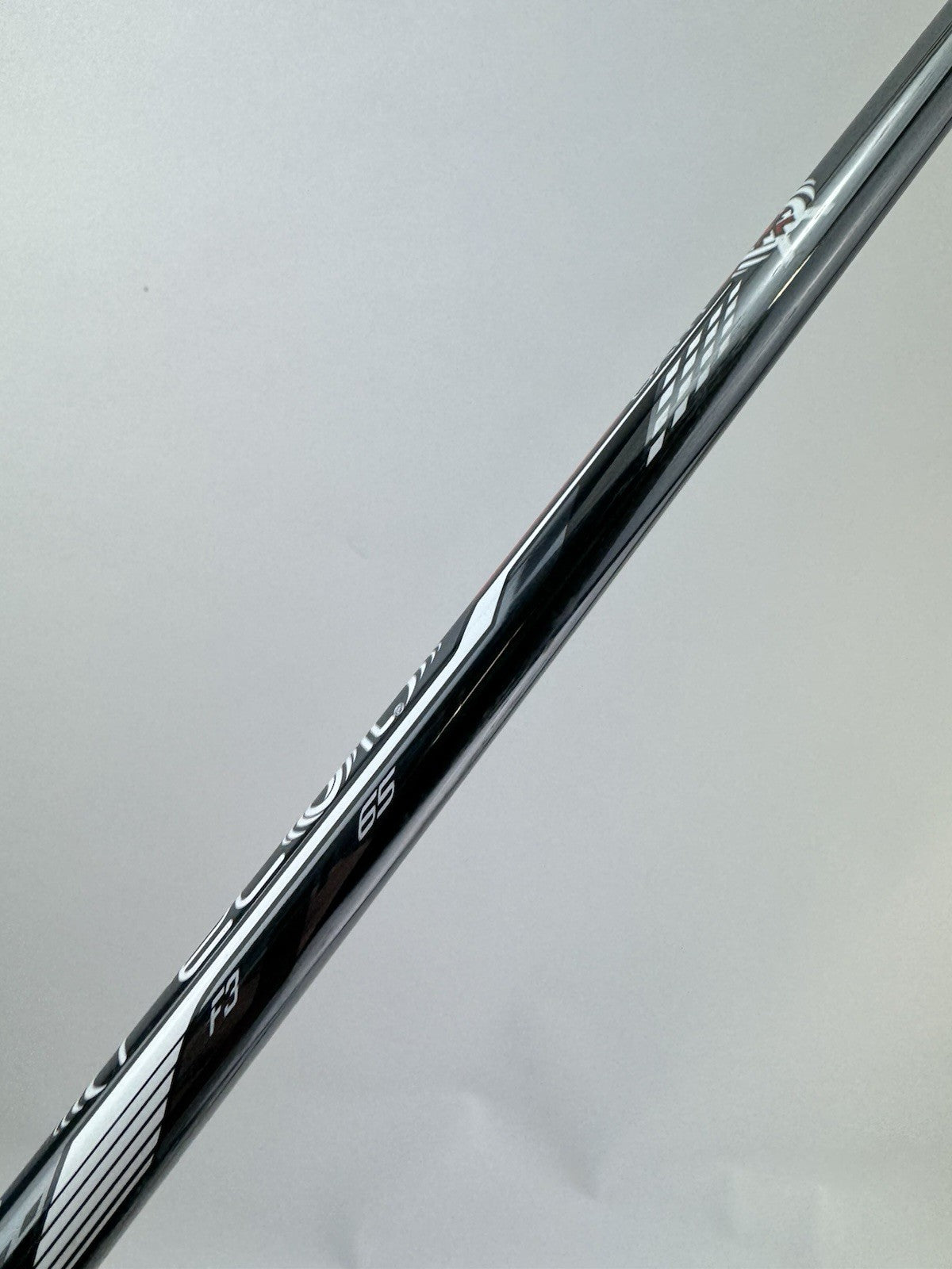 Recoil Dart Iron Shaft 65 F3 Regular Flex Graphite 35.25 /0.355 Tapered /305578