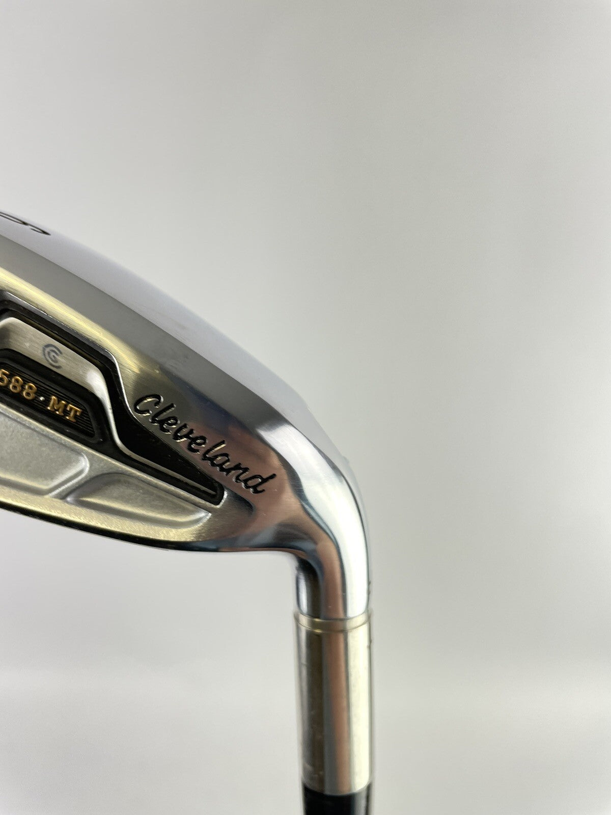 Cleveland 588MT 6 Iron Miyazaki Jinosku Stiff Graphite /Right Handed /-2* /91903