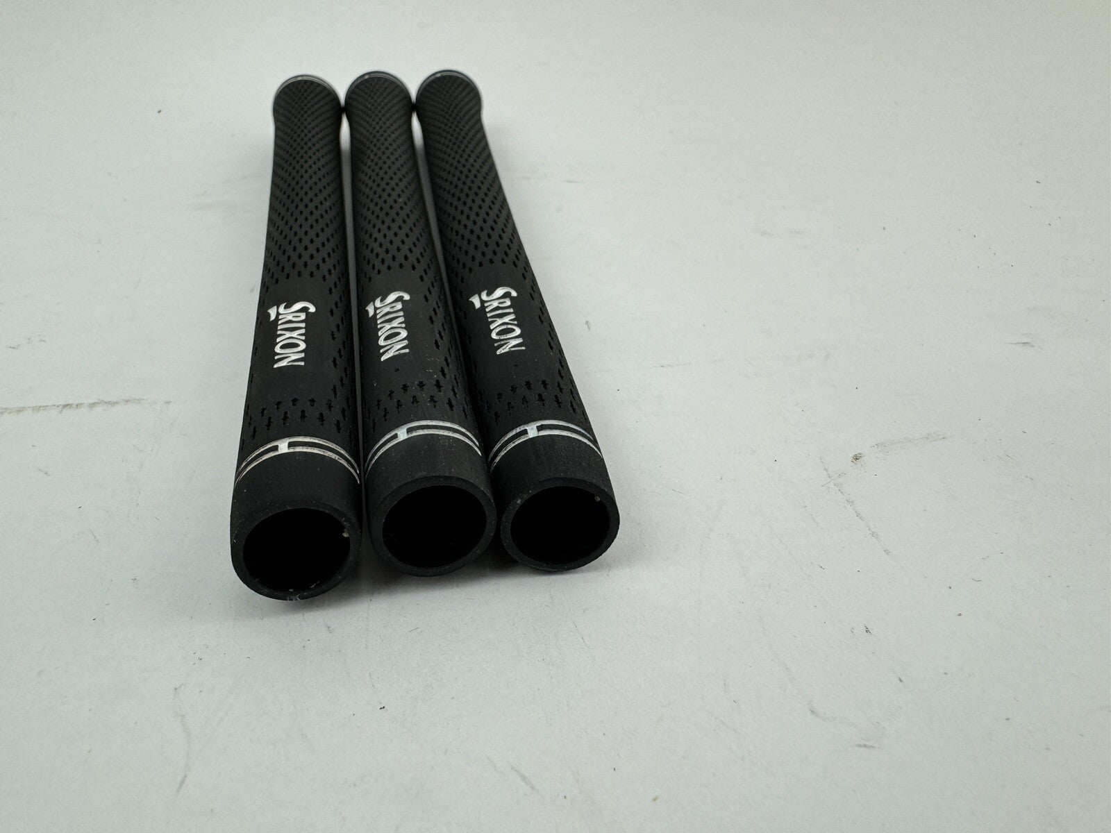 Srixon Golf Pride Grips (3) Men’s Standard /Black /Pulled /273584