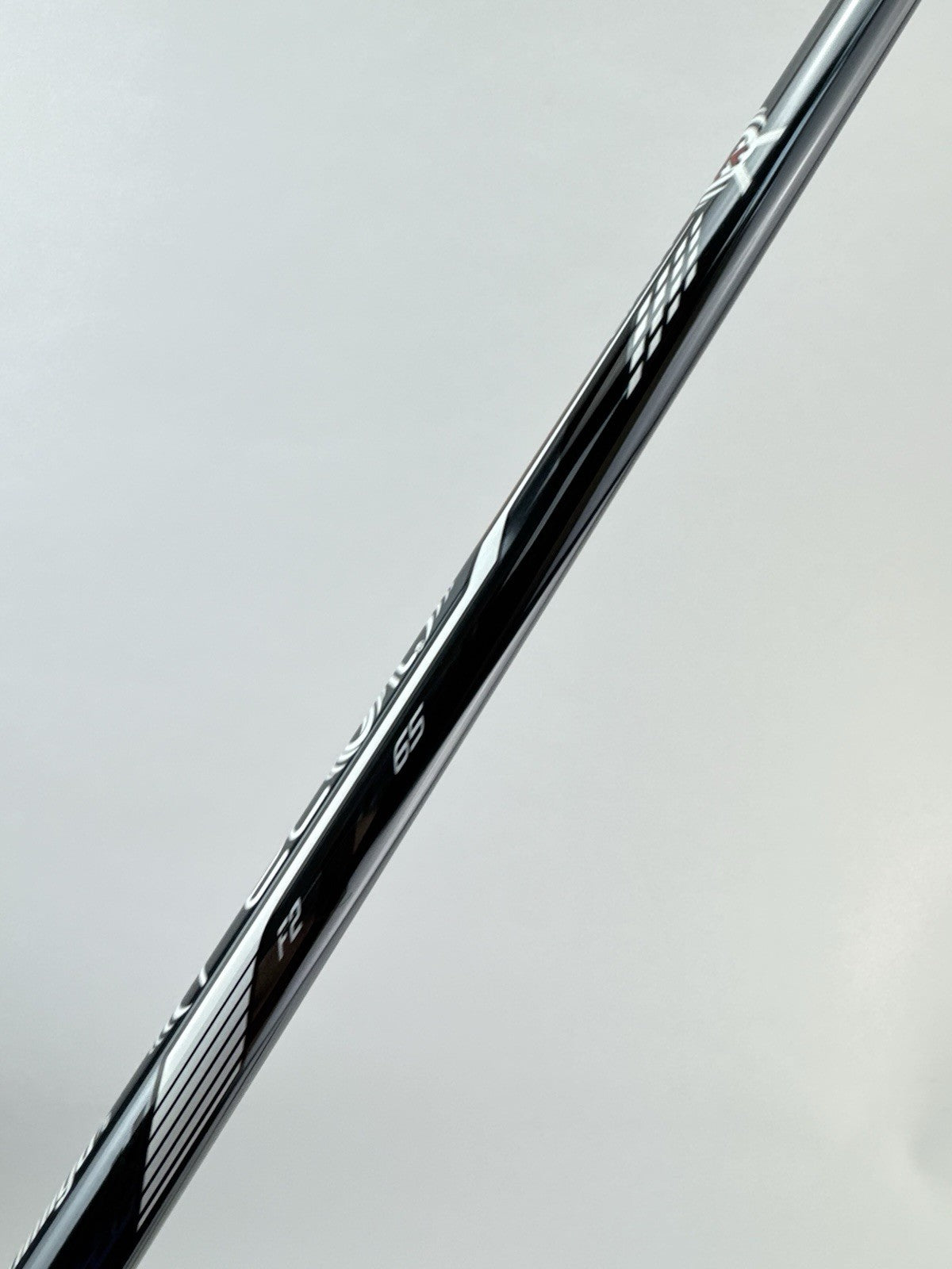 UST Recoil Dart Iron Shaft F2 65 Senior Graphite 34.5” /0.355 Tapered /272355