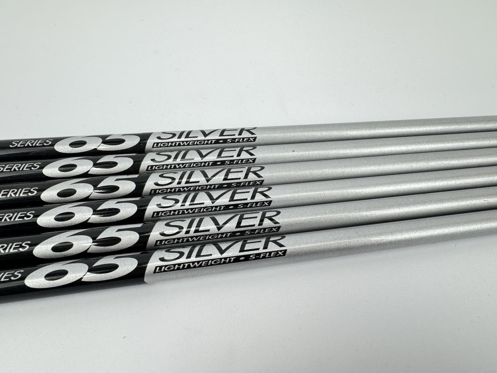 UST Iron Shaft Set (6) 65 Silver Series Stiff Graphite 0.370 Parallel /40”/312334