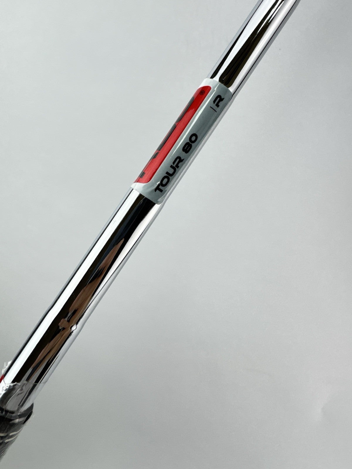 KBS Tour 80 Iron Shaft Regular Flex Steel 35.75 /0.370 Parallel /Lamkin /262405