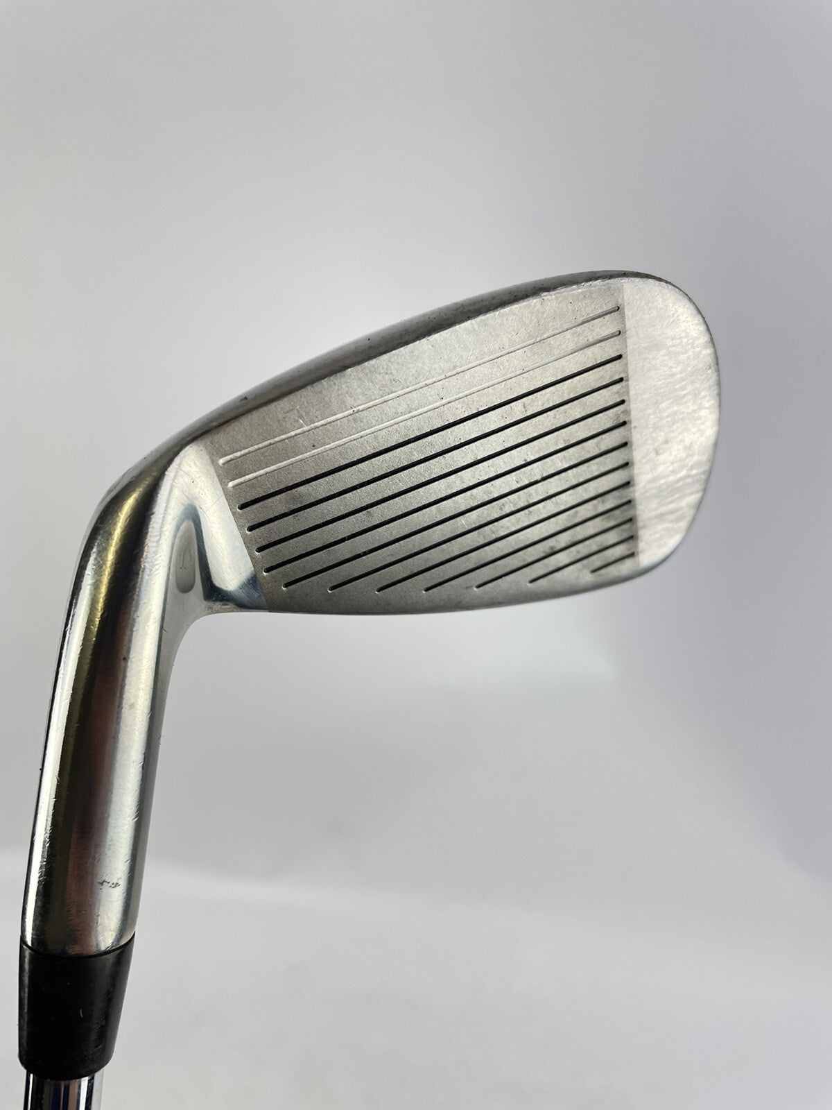 Wilson Golf 6 Iron Deep Red Regular Steel /Right /New Grip /717011