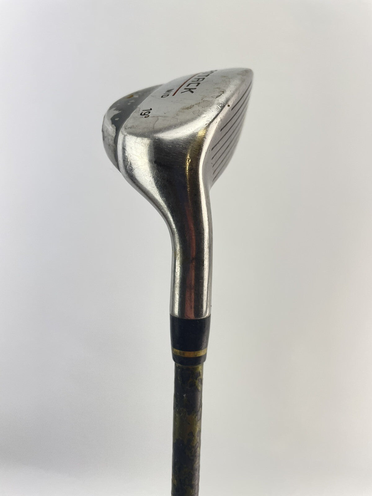 Mens Golf Hybrid 19* Attack Mid Regular Flex Graphite /Right /New Grip /215753