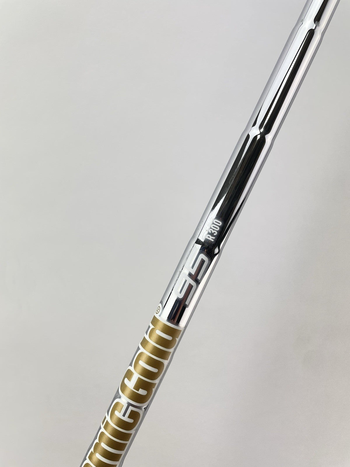 Dynamic Gold 95 Iron Shaft R300 Regular Flex Steel 36.25 /0.355 Tapered /289766