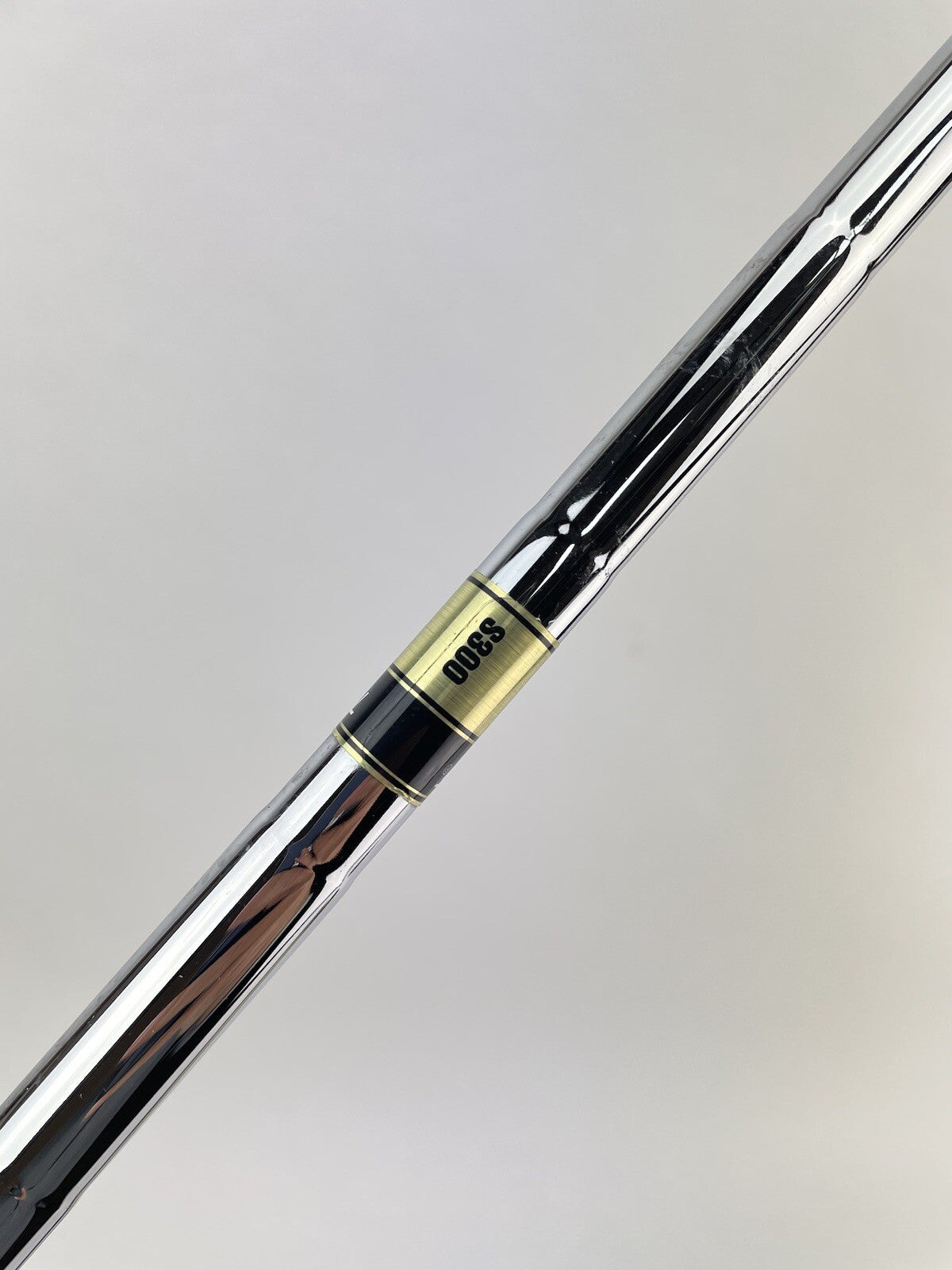 Dynamic Gold S300 Iron Shaft Stiff Flex Steel 35.5" /0.370 Parallel /179624