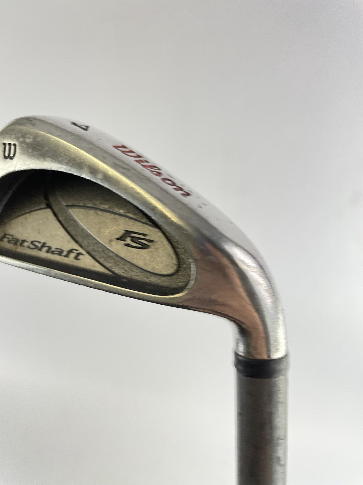 Wilson Fatshaft 4 Iron Regular Flex Graphite /Wilson Grip /Right Handed /102872