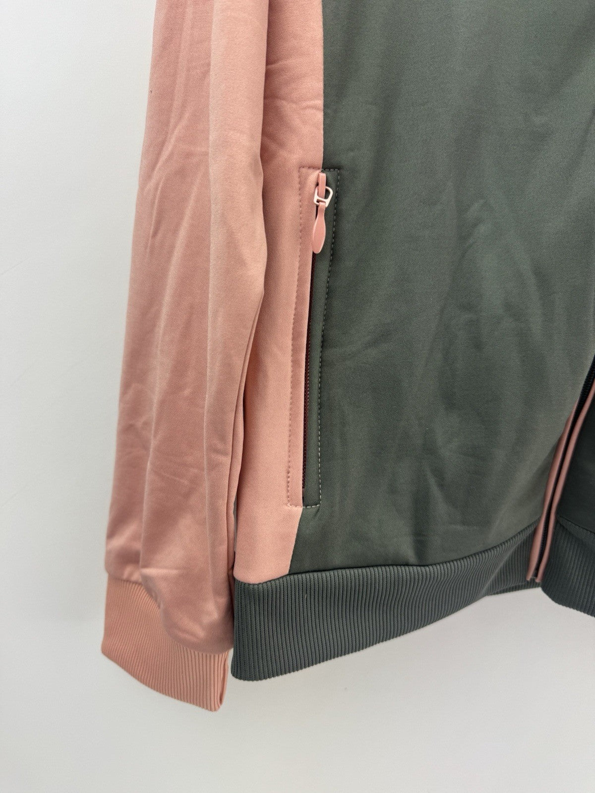 Island Green Ladies Golf Full Zip Sweater Size UK 16 Grey Pink Brand New/ 308044