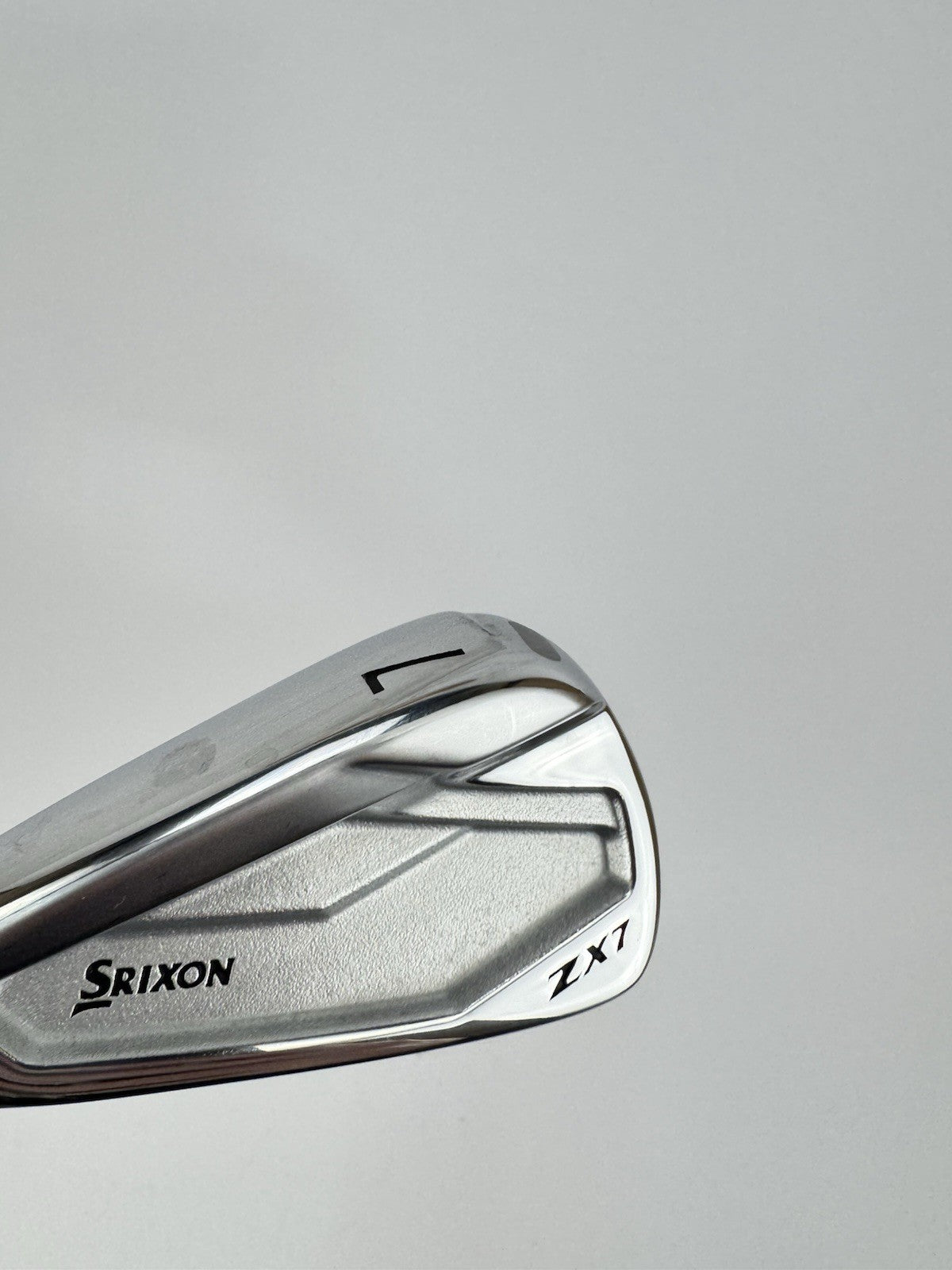 Srixon ZX7 7 Iron Left Handed Miyazaki 6A Senior Flex Graphite /Demo /330766