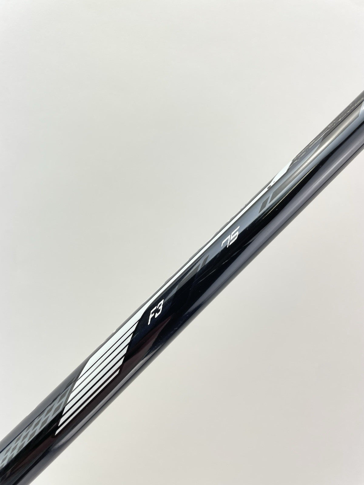 UST Recoil Dart Wedge Shaft 75 Regular Flex Graphite 34.125” /0.355 Taper /289608