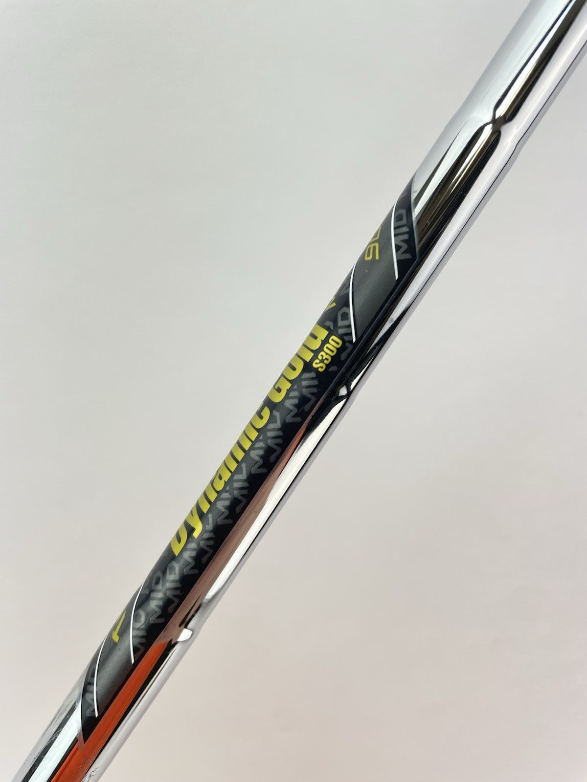 Dynamic Gold Mid 90 Iron Shaft Stiff Flex Steel 35 /0.370 Parallel /269006