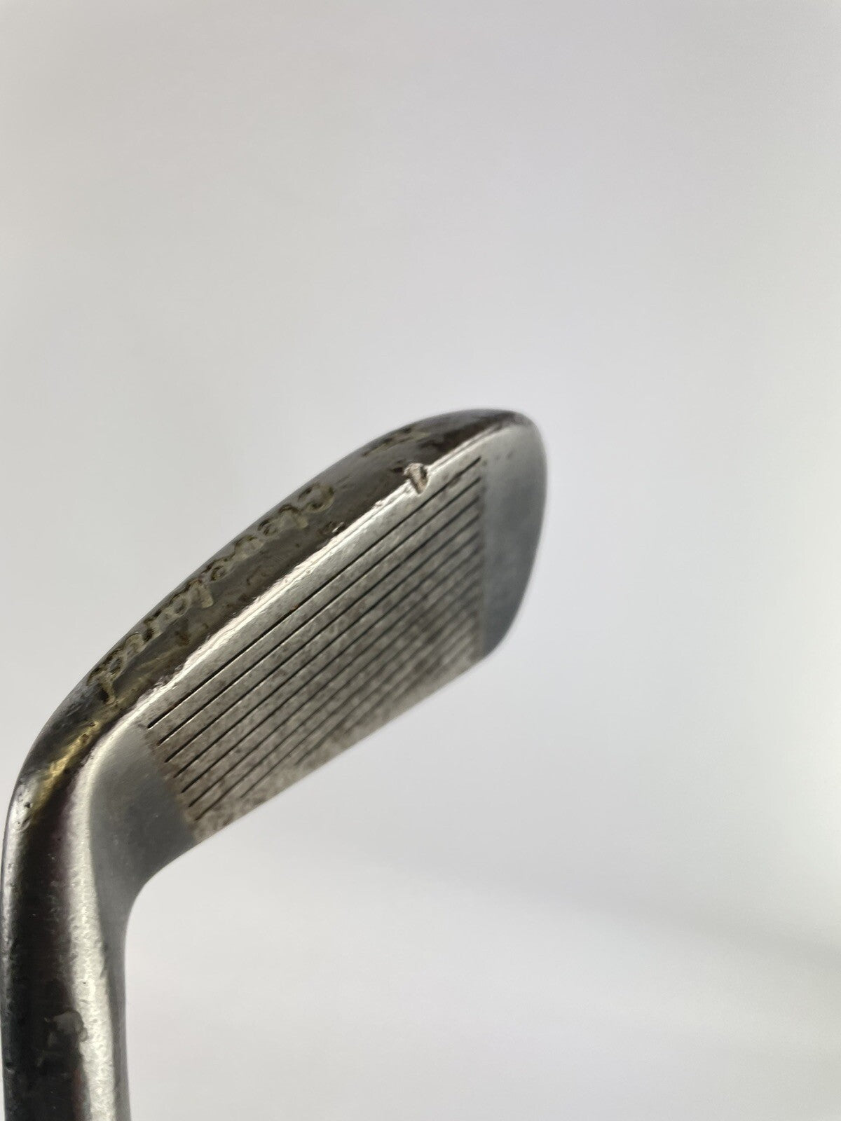 Cleveland Tour Action 4 Iron Form Forged Gun Metal R300 Regular /New Grip/94659