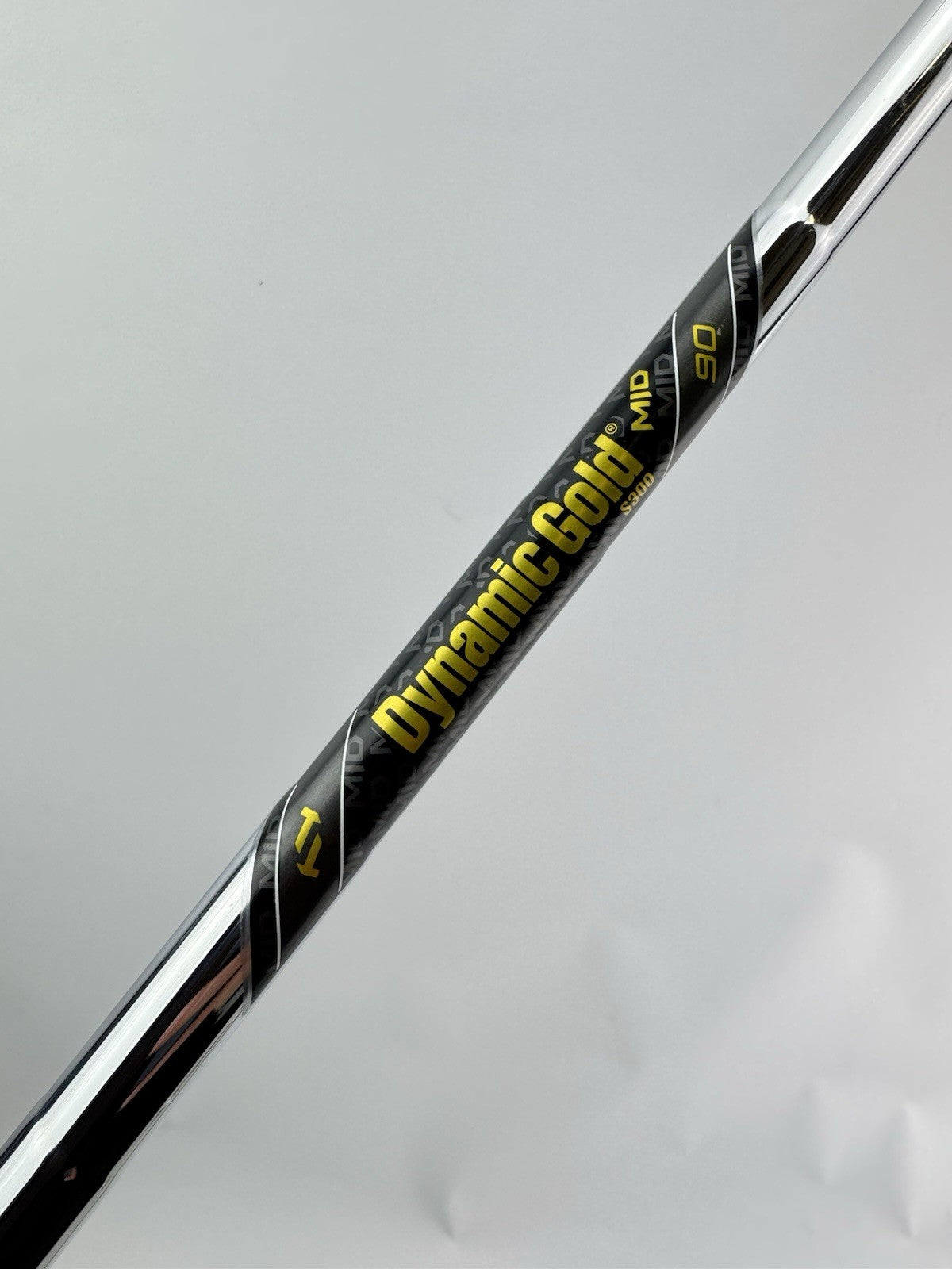Dynamic Gold Mid 90 Iron Shaft Stiff Flex Steel 35.5” /0.370 Parallel /303810
